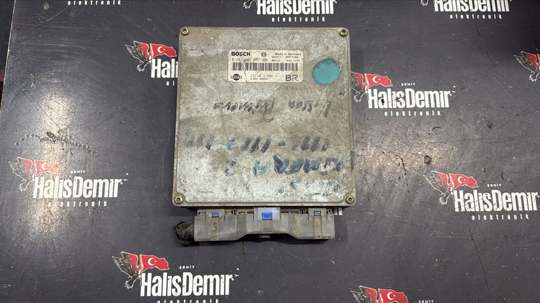 0261203857 NİSSAN PRİMERA 2.0 MOTOR BEYNİ ÇIKMA