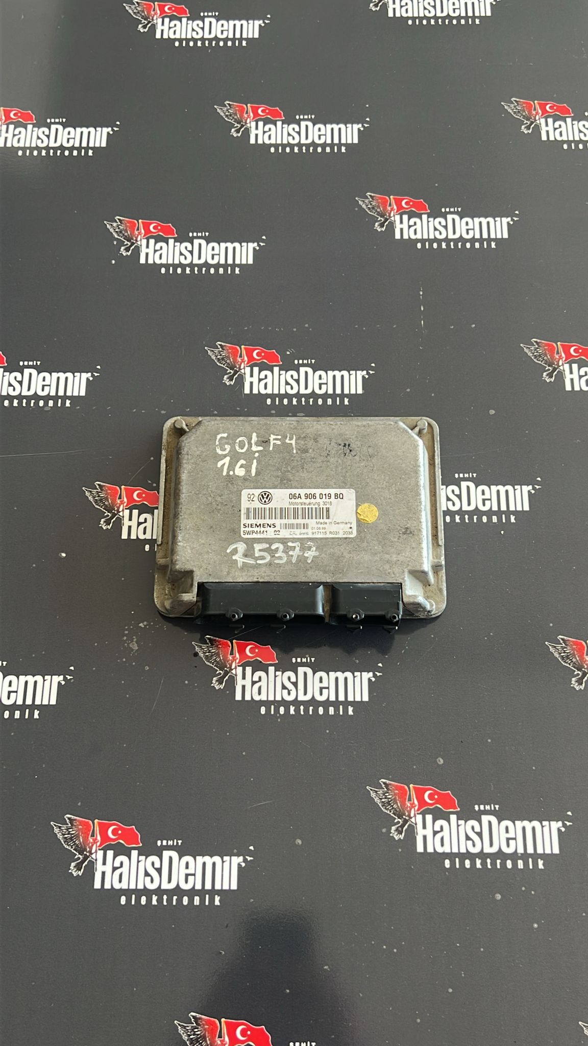 06A906019BQ VOLKSWAGEN , SEAT ,AUDİ , SKODA 1.6 BENZİN AKL MOTOR ORJİNAL SIKMA MOTOR BEYNİ