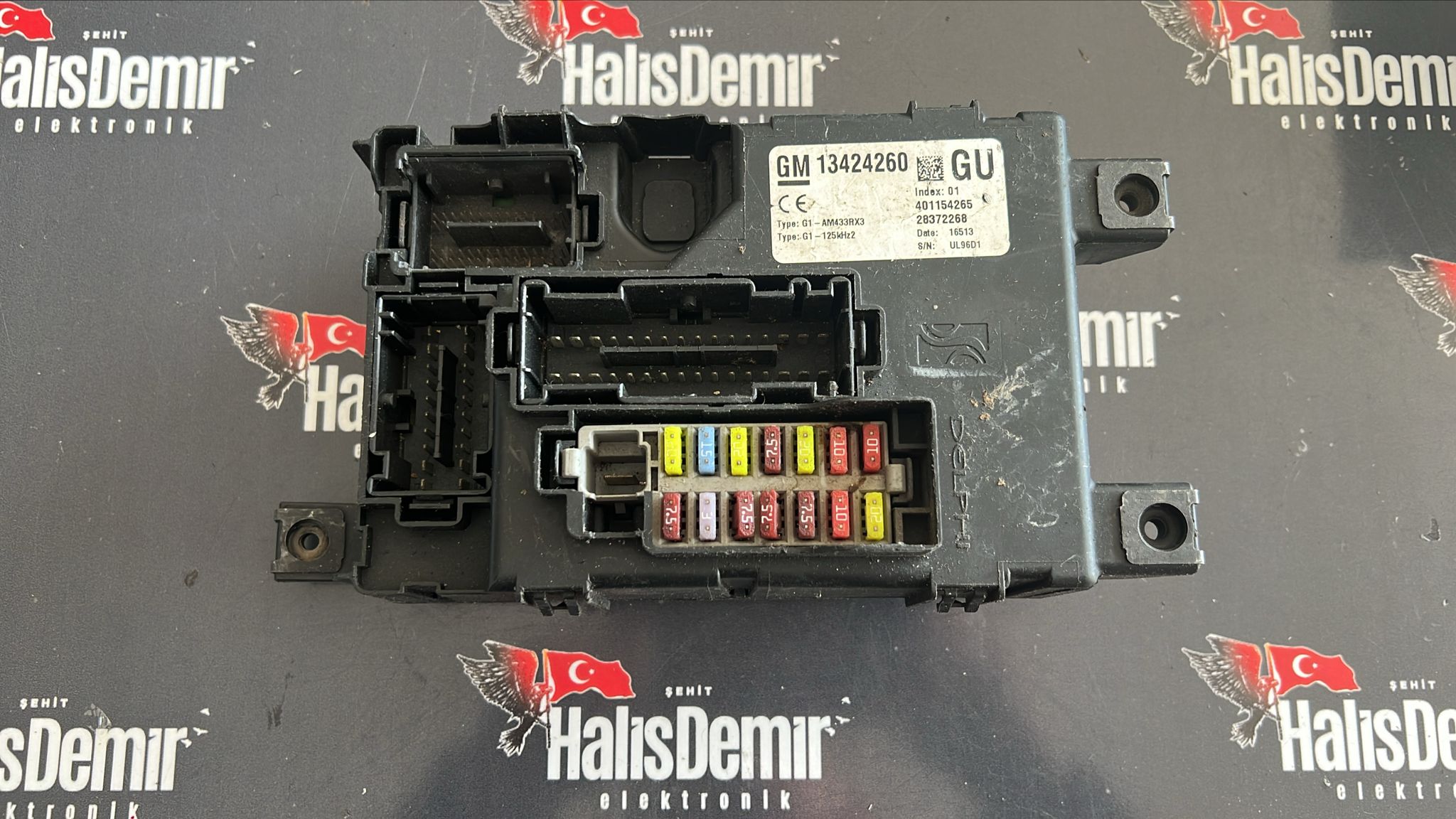 13424260GU OPEL CORSA D SİGORTA KUTUSU GARANTİLİ ÜRÜN