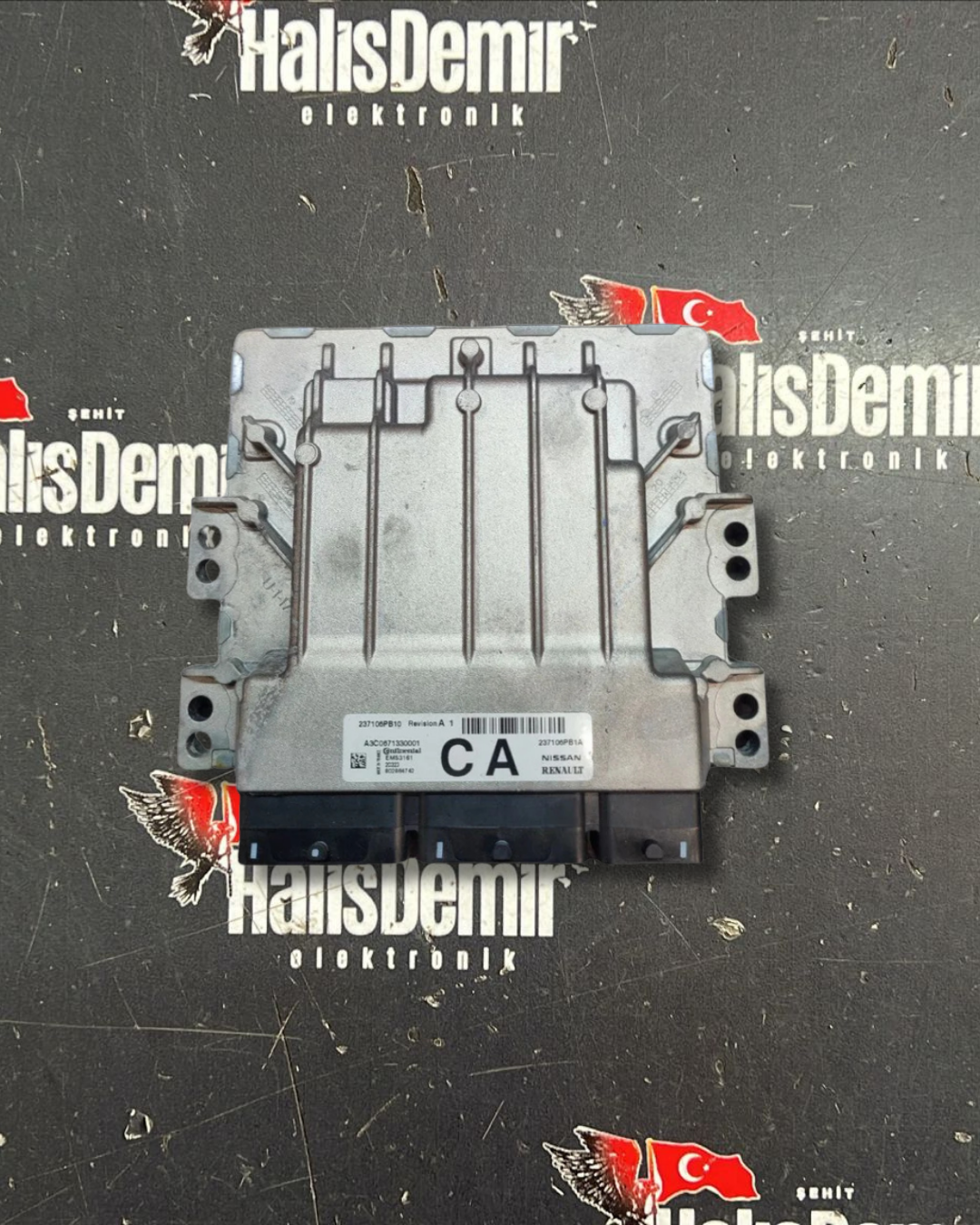 237106PB1A NİSSAN JUKE MOTOR BEYNİ