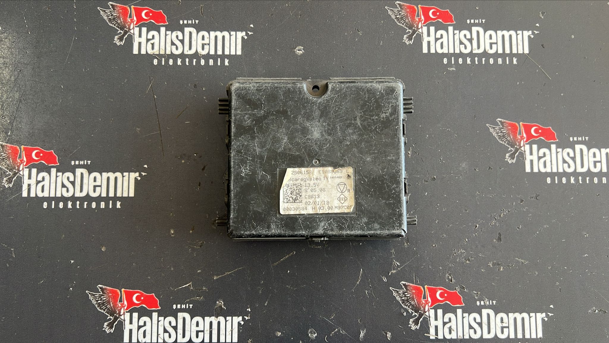 285250615R UCH KLIMA BEYNI CLIO IV