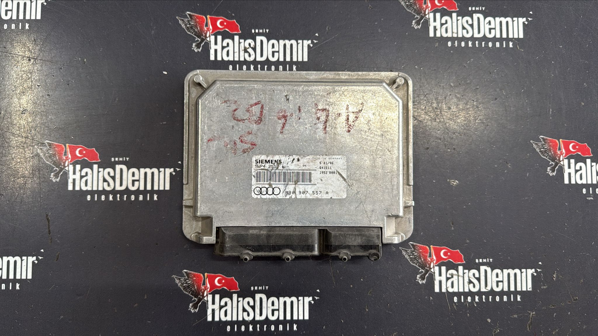 3B0907557A AUDİ A4 PASSAT 1.6 AHL MOTOR BEYNİ