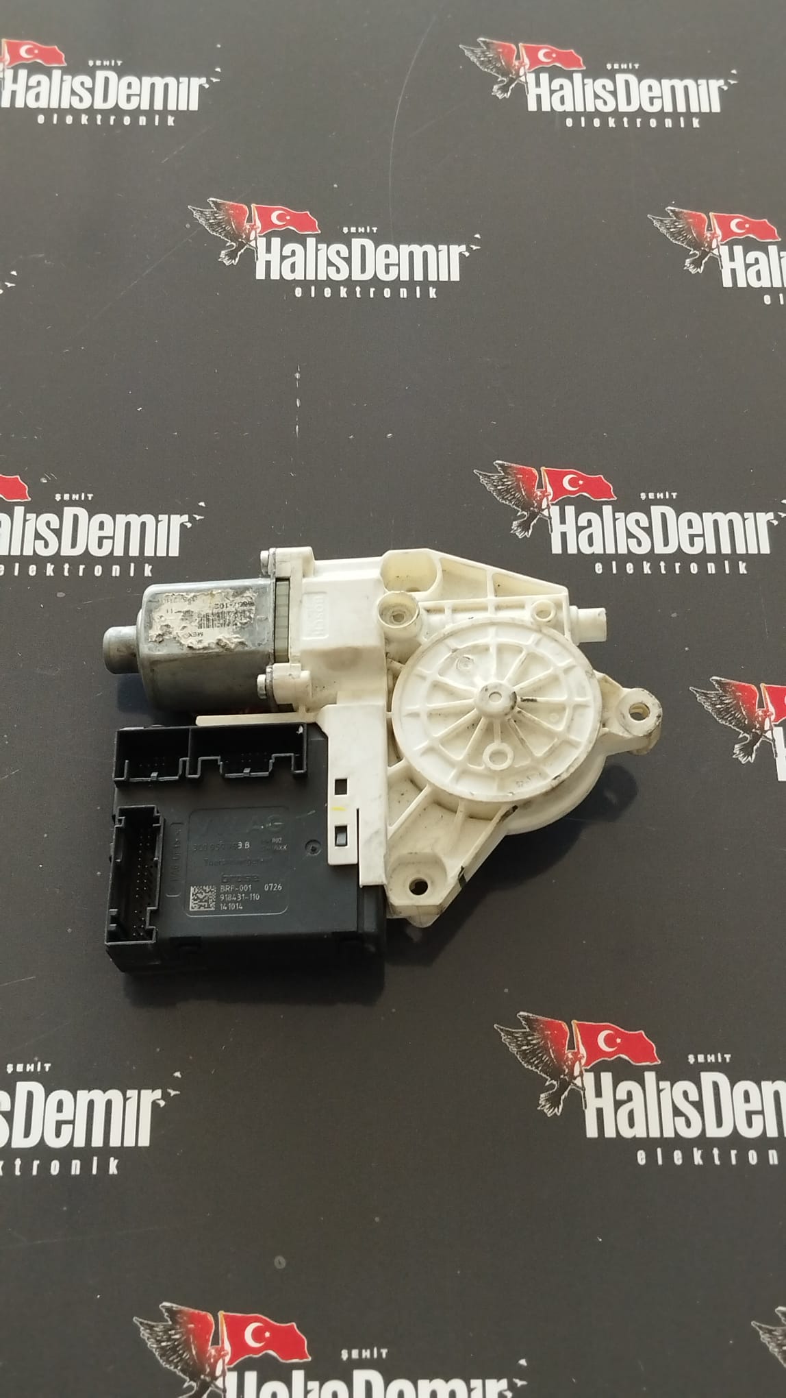 3C095979 LEON GOLF 6 PASSAT B7 ÖN SAĞ CAM MOTORU VE KARTI ORJİNAL