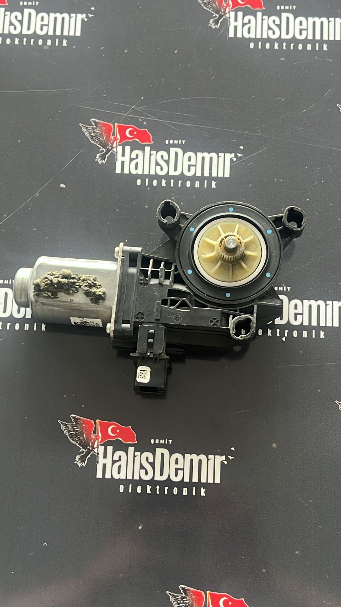 6R0959801D VOLKSWAGEN CAM MOTORU VE BEYNİ