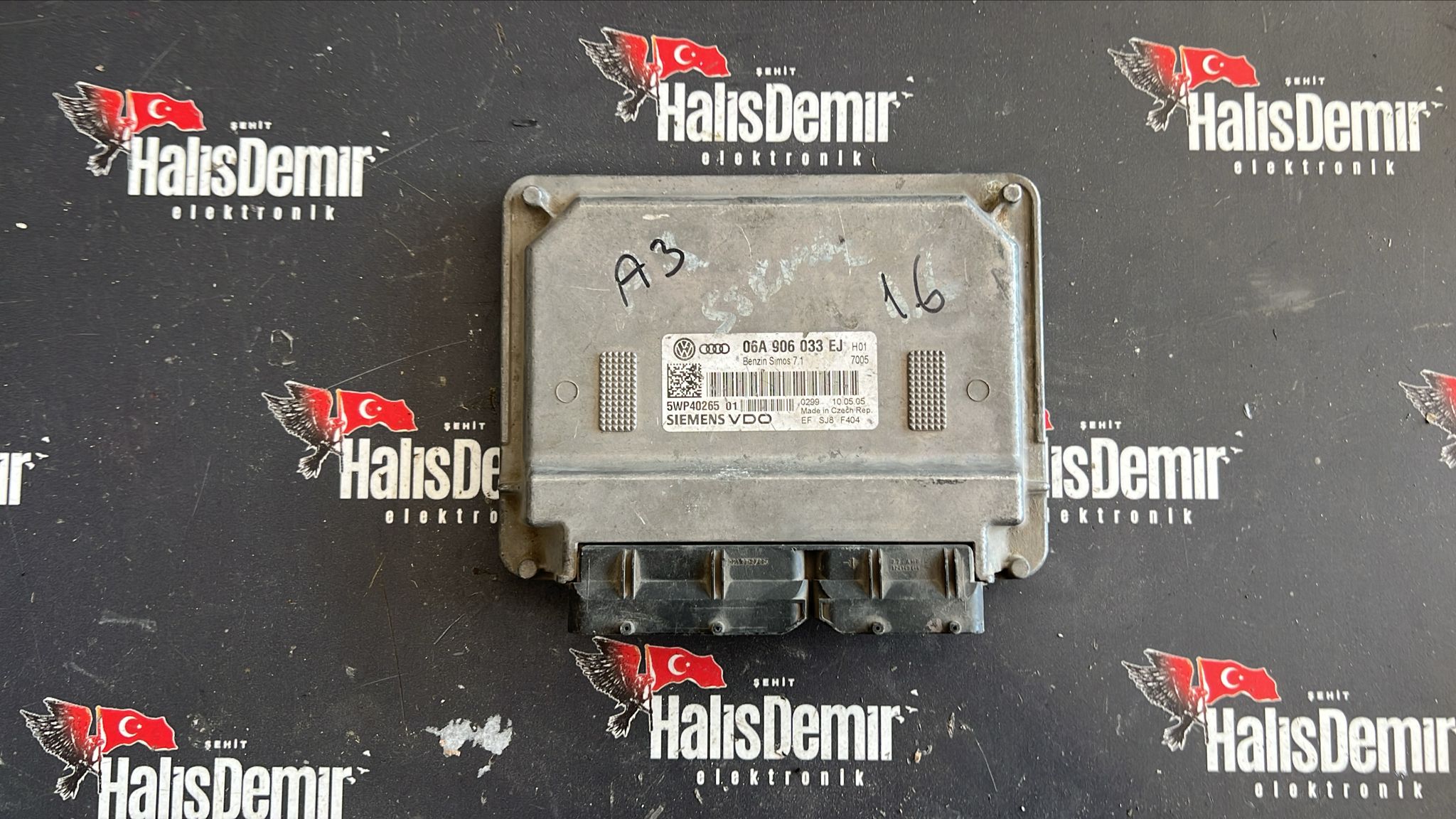 AUDI A3 1.6 MOTOR BEYNİ 06A906033EJ/5WP4043602