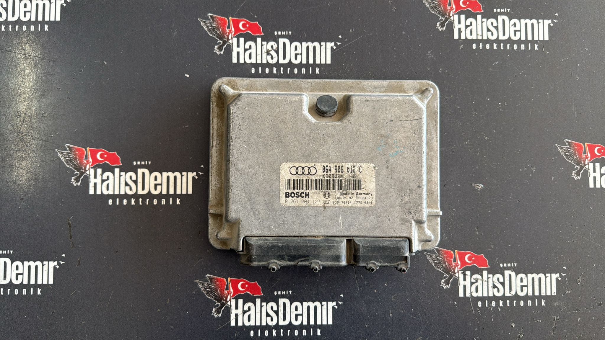 AUDİ A3 1.8 MOTOR BEYNİ 06A906018C