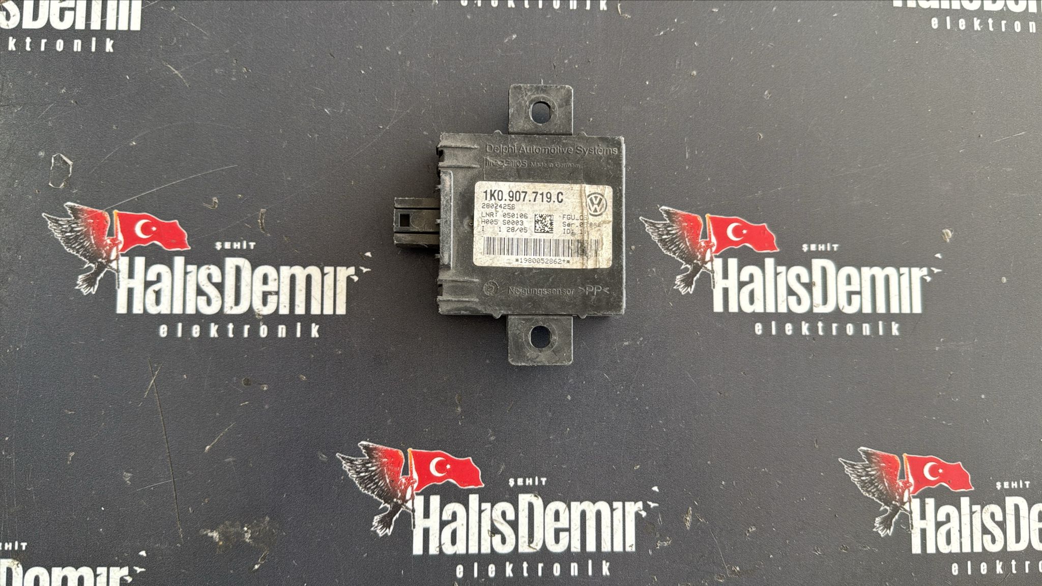 AUDİ A3 GOLF 5 ALARM KONTROL ÜNİTESİ 1K0907719C