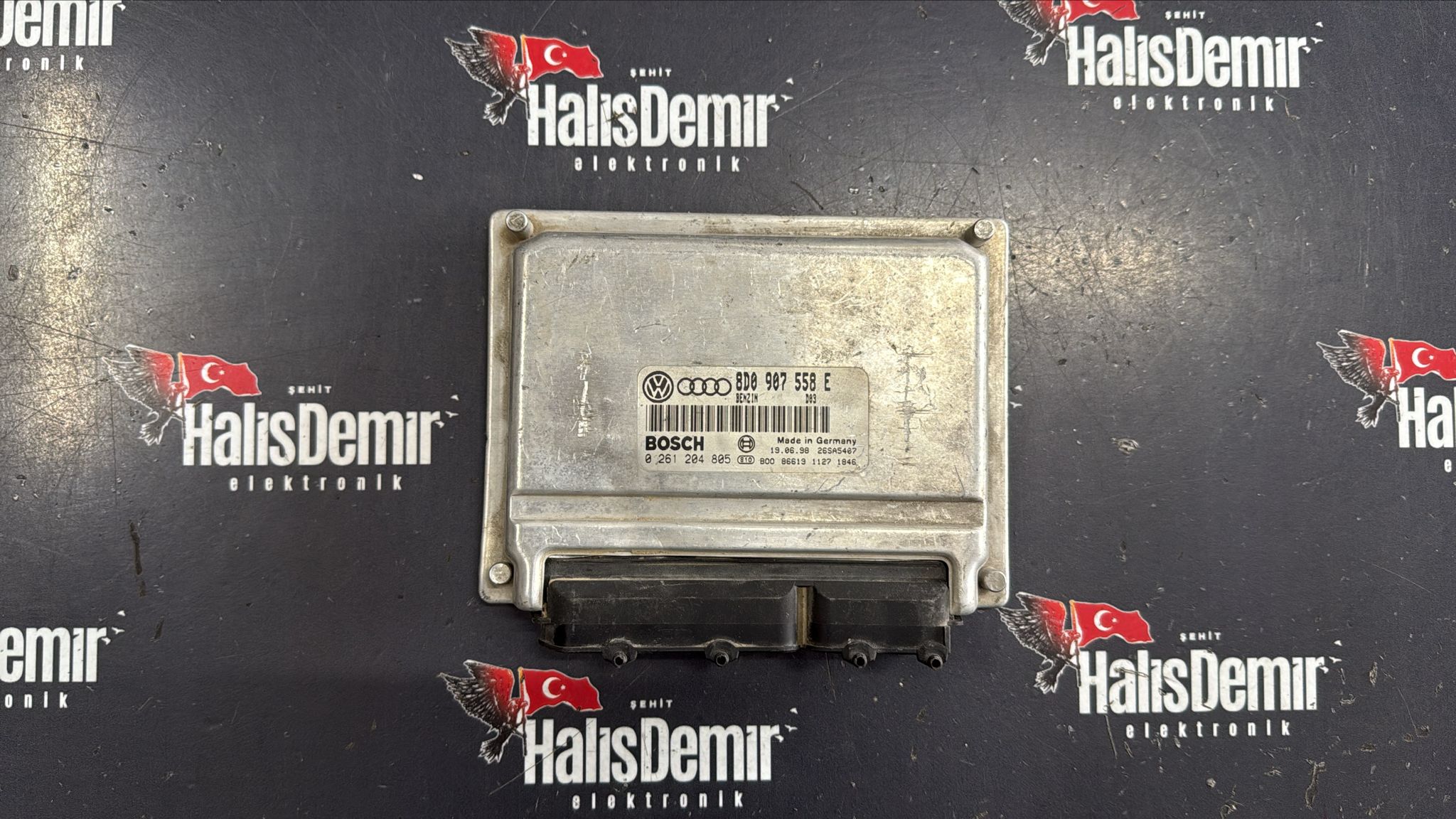 AUDİ A4 1.8T MOTOR BEYNİ 8D0907558E