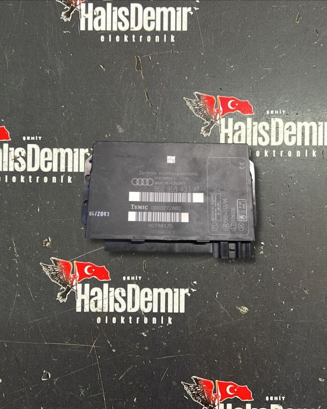 AUDİ A4 KONFOR BEYNİ ÜNİTESİ 8E0959433AT