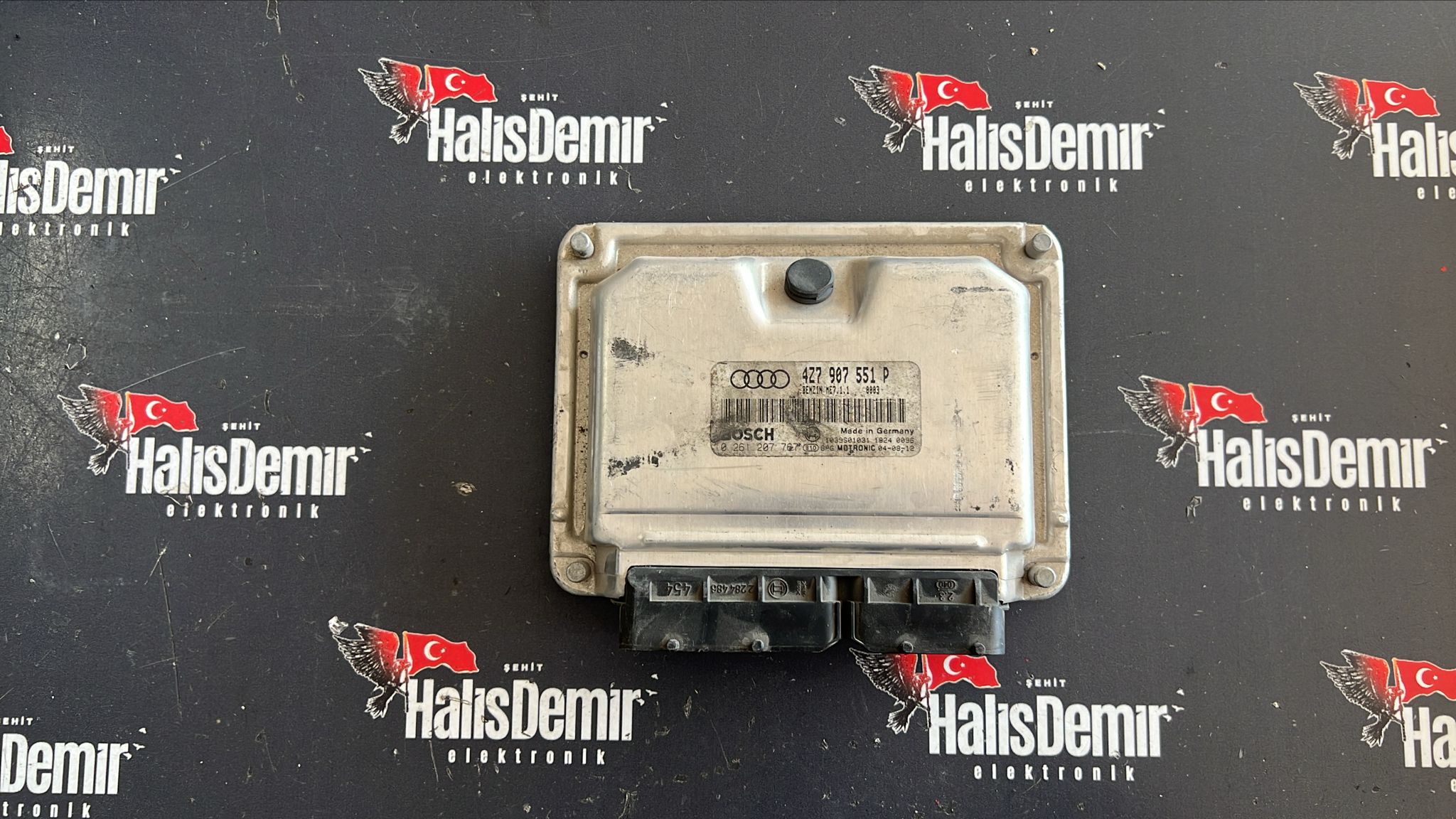 AUDİ A6 2.7 T MOTOR BEYNİ 4Z7907551P