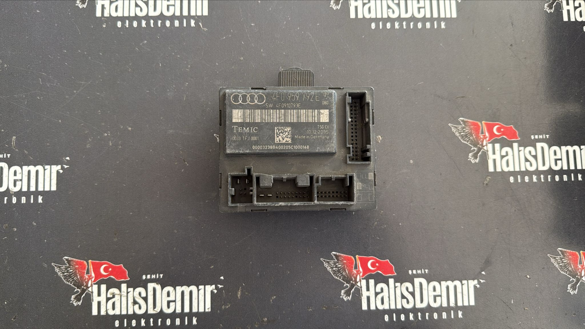 AUDİ A6 C6 A7 KAPI BEYNİ 4F0959792E