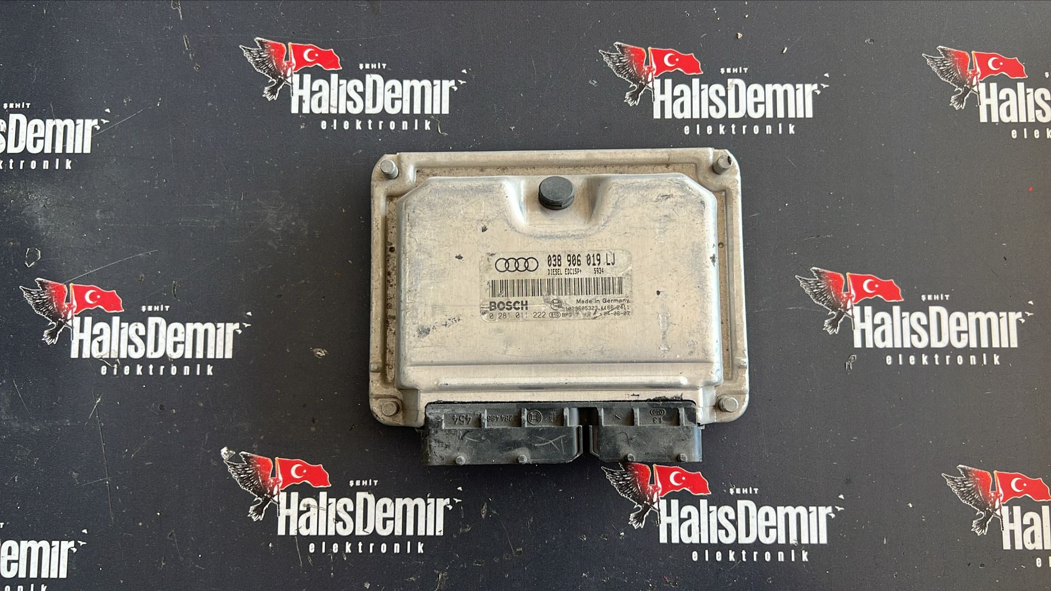 Audi A4 1.9 TDI Motor Beyni 038906019LJ - 0281011222