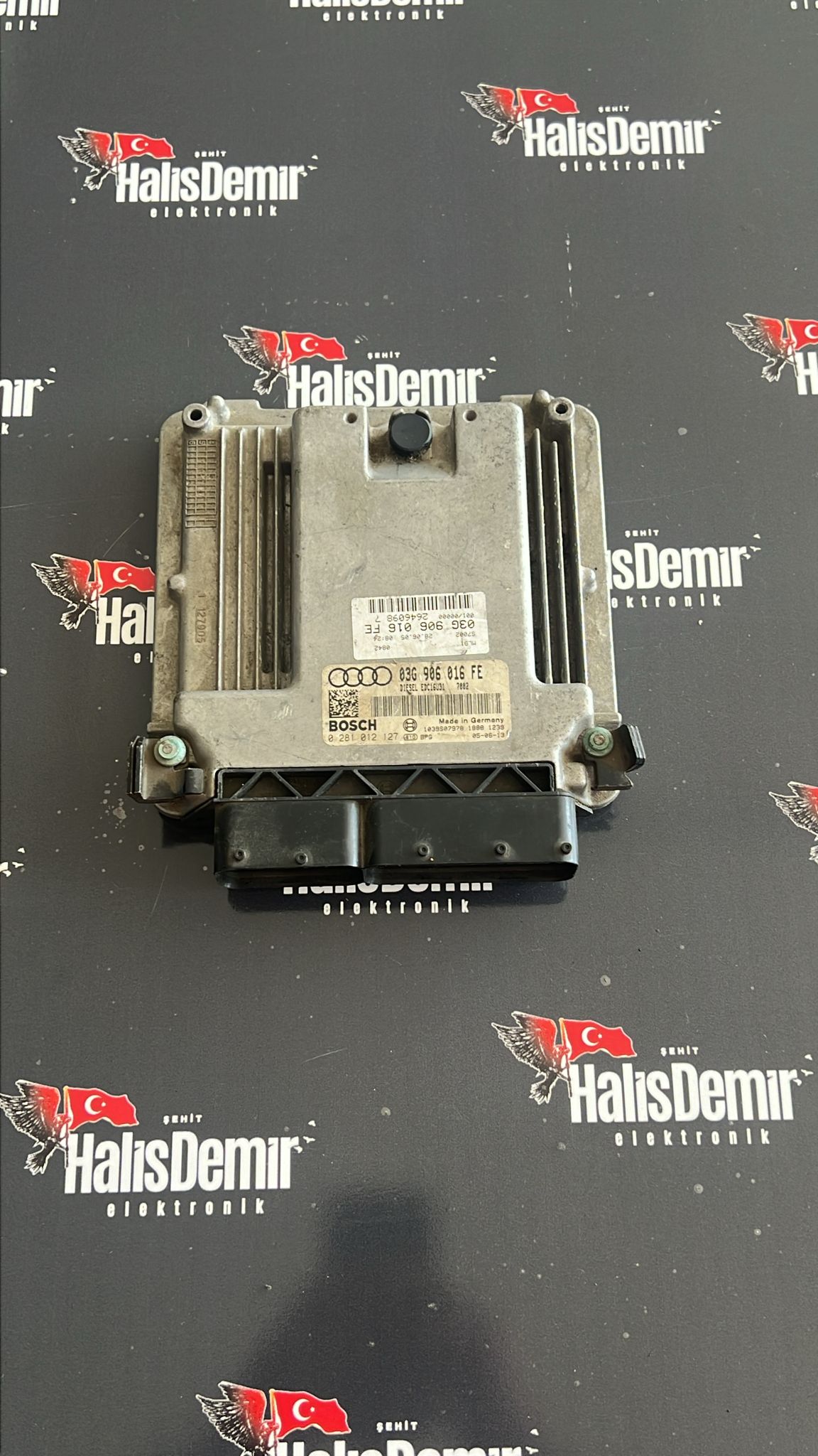 Audi A4 1.9 TDI Motor Beyni 03G906016FE - 0281012127