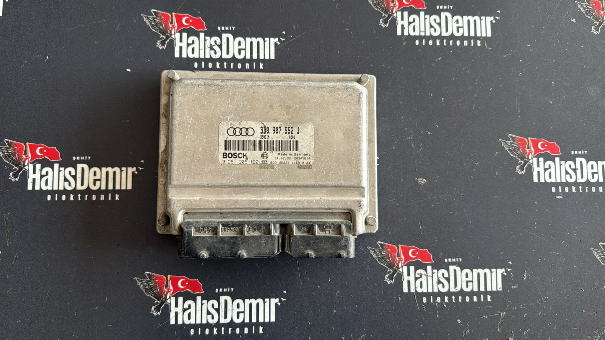 Audi A4 2.4 Motor Beyni 3B0907552J