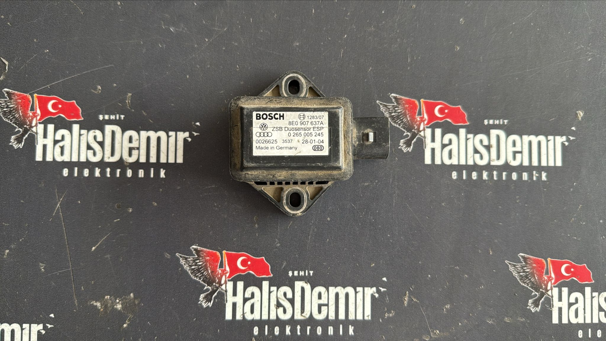 Audi A4 ESP Savrulma Sensörü 0265005245 8E0907637A