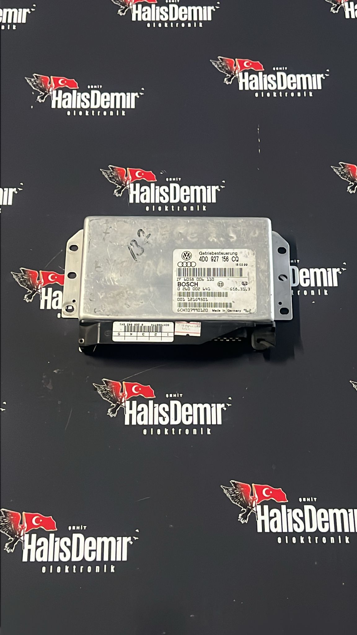 Audi A8 Motor Beyni 4D0927156CQ 0260002641 Orjinal Çıkma