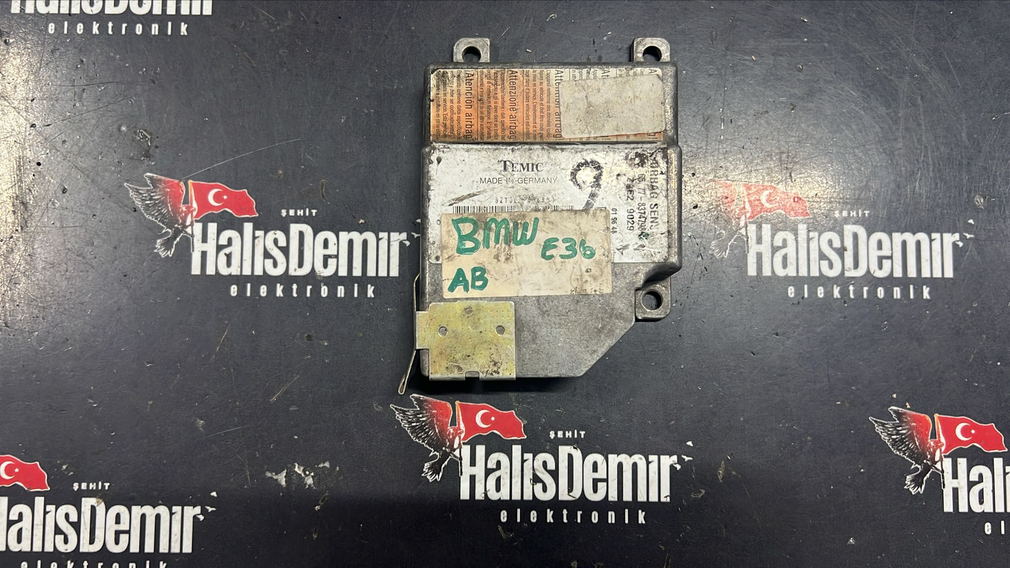 BMW E36 AİRBAG BEYNİ 65.77 8374798