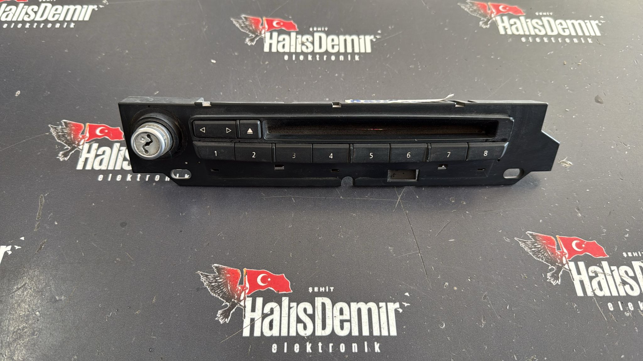 BMW E60 5 SERİSİ TEYP ÖN PANEL ÇIKMA ORJİNAL