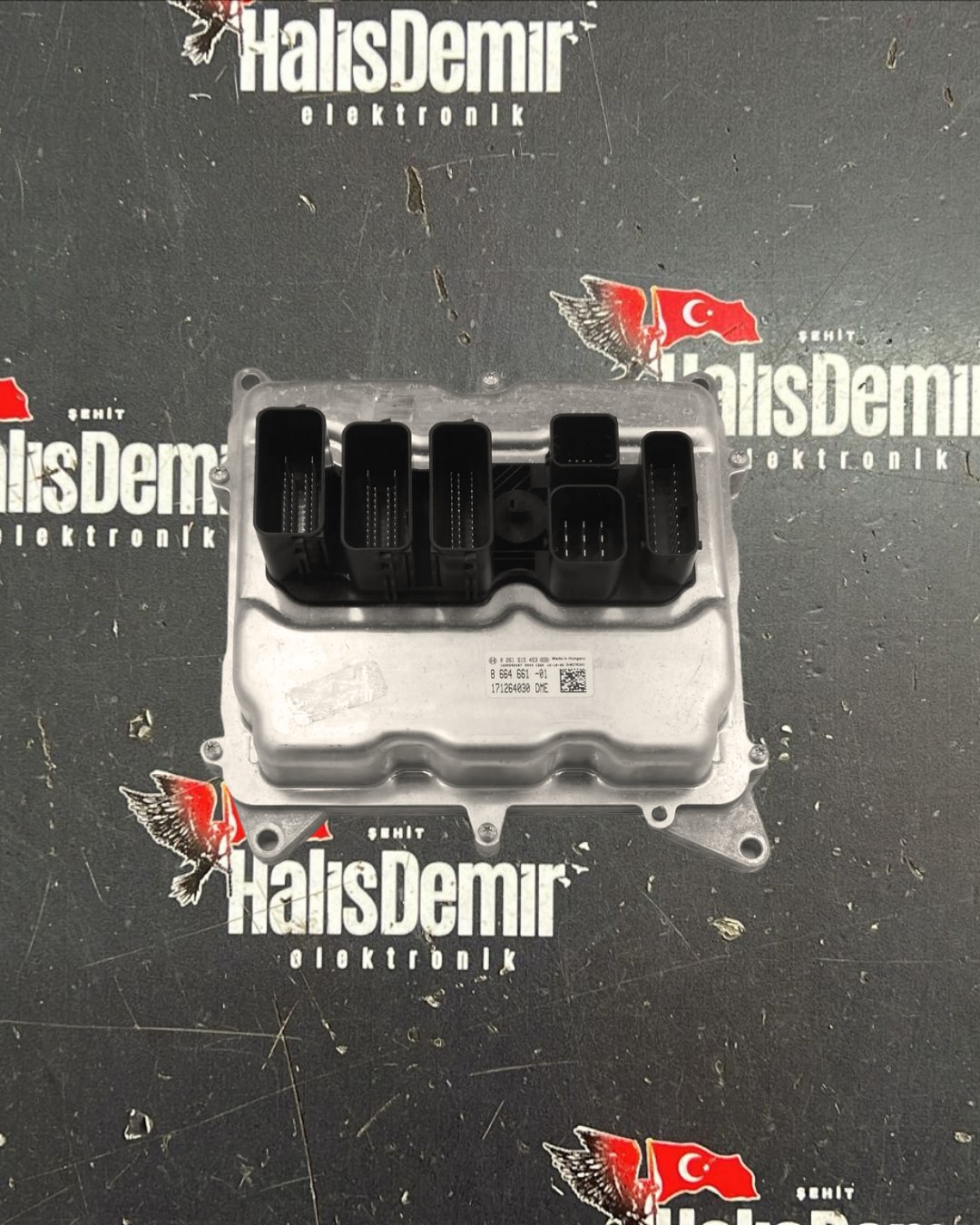 BMW F30 MOTOR BEYNİ 0261S15453