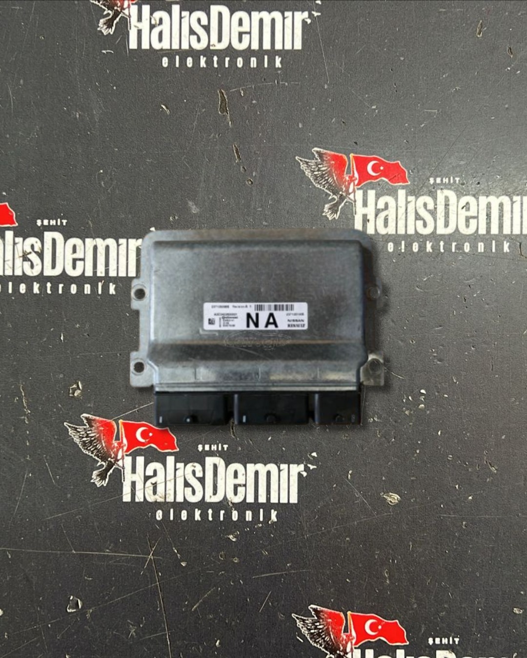 DACİA DUSTER MOTOR BEYNİ 237105100S 237105098S