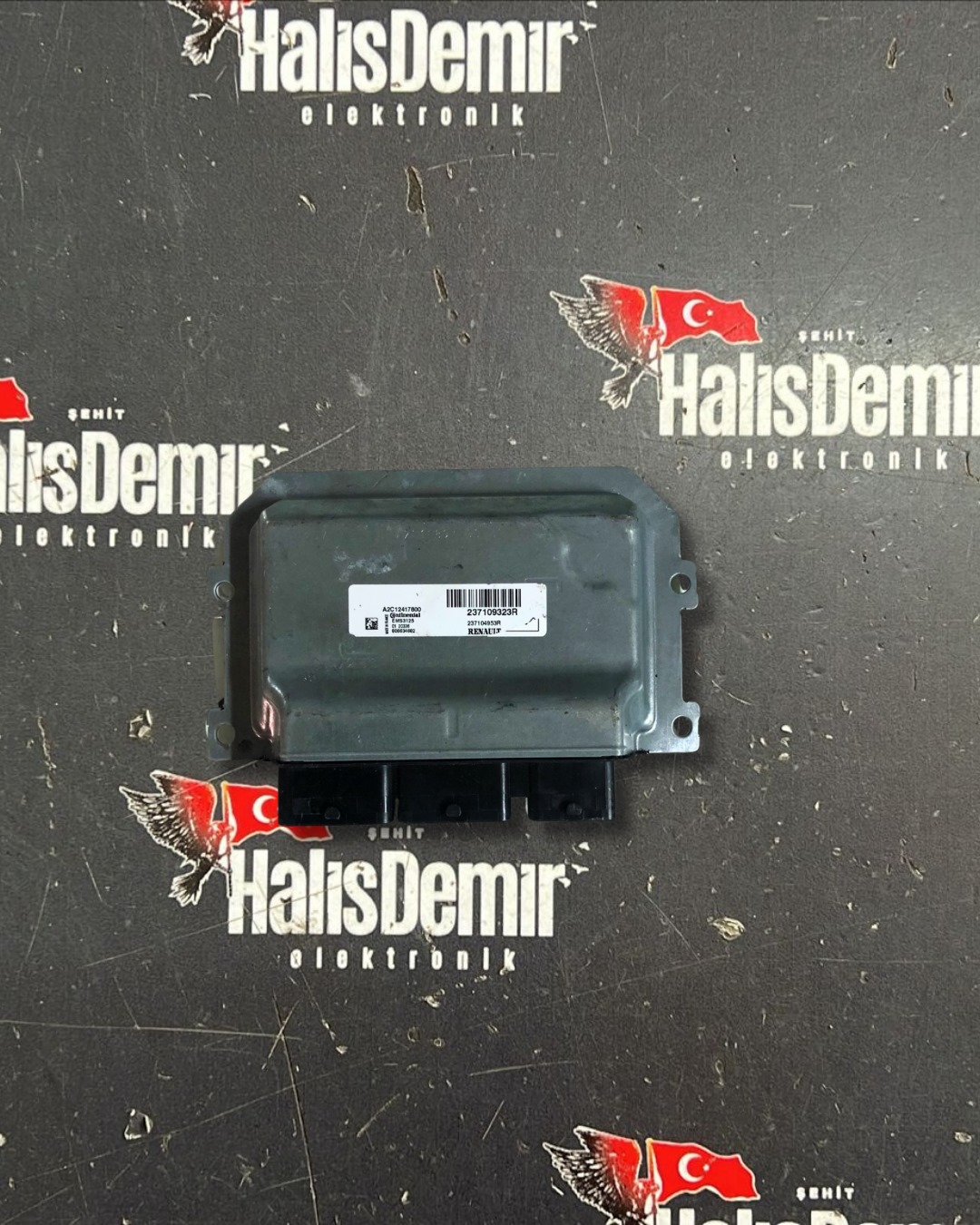 DACİA DUSTER MOTOR BEYNİ EMS3125 237109323R A2C12417800