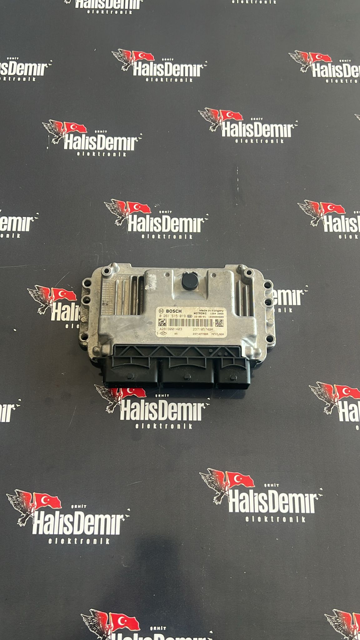 ECU dosyası Renault Twingo 1.0 237107788R 0261S15019 ME17.9.20 10SW004213 10SW005958