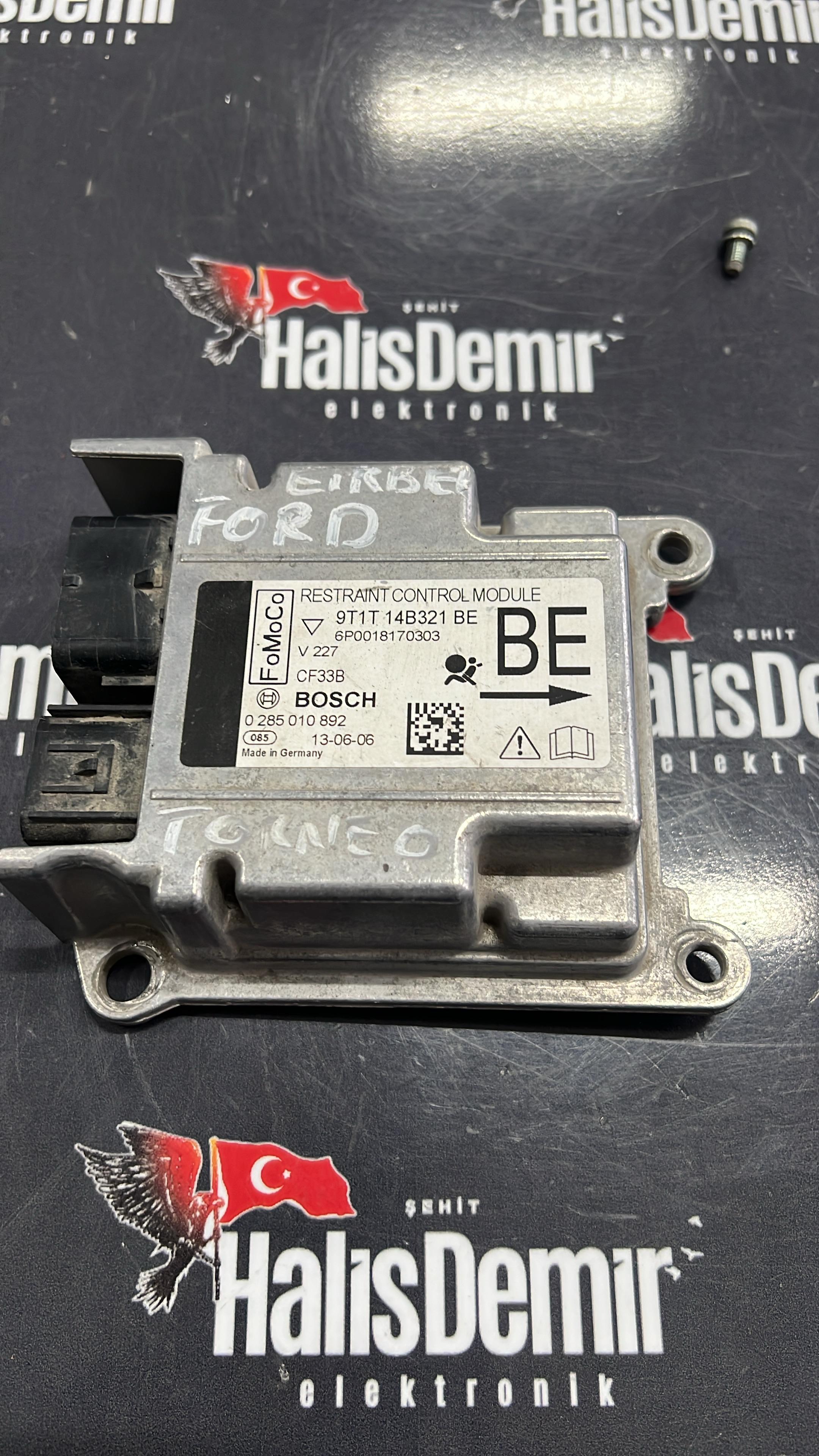 Ford Tourneo Connect Airbag Beyni 9T1T14B321BE 0285010892