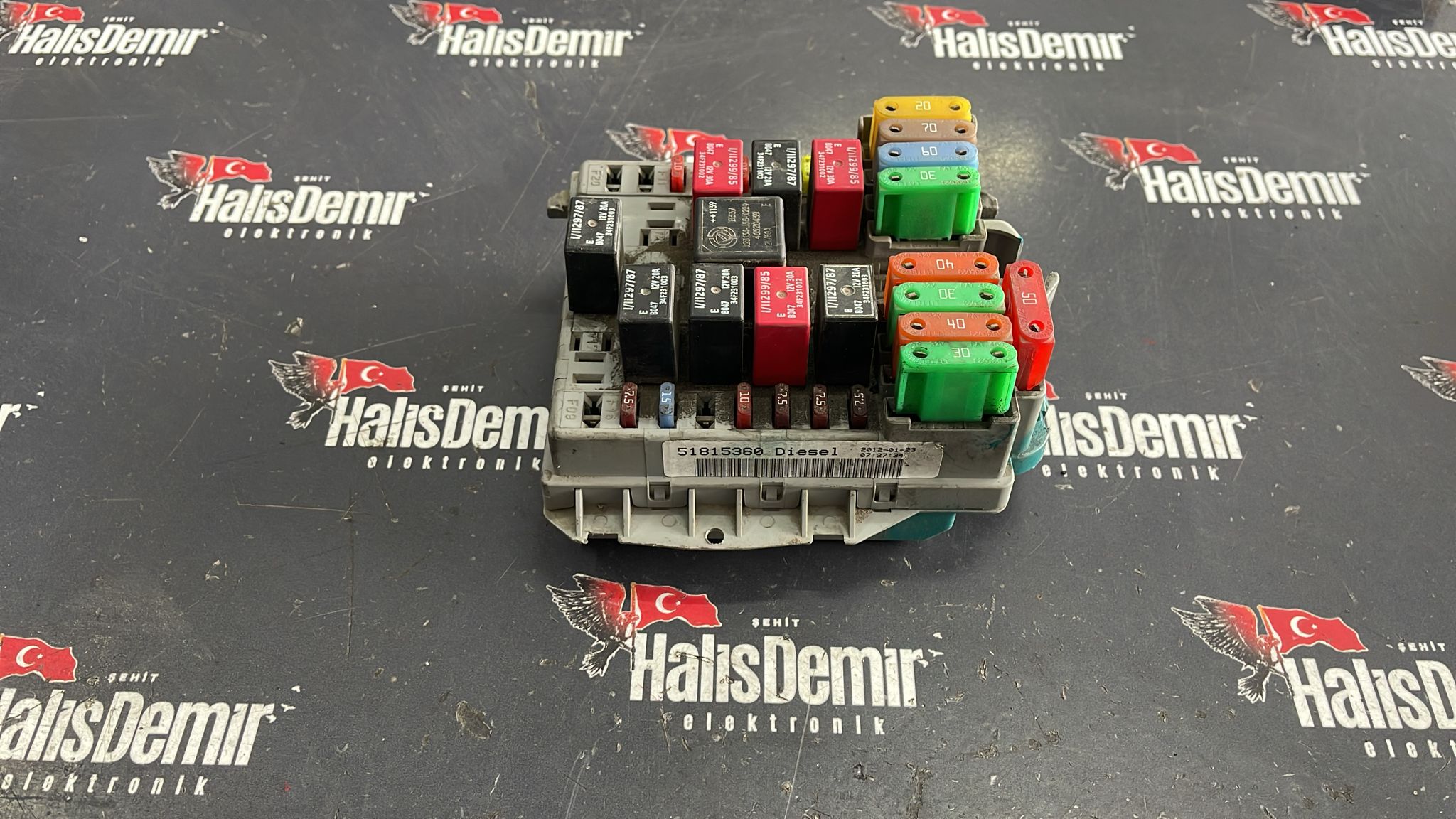 FİAT LİNE A SİGORTA KUTUSU 51815360