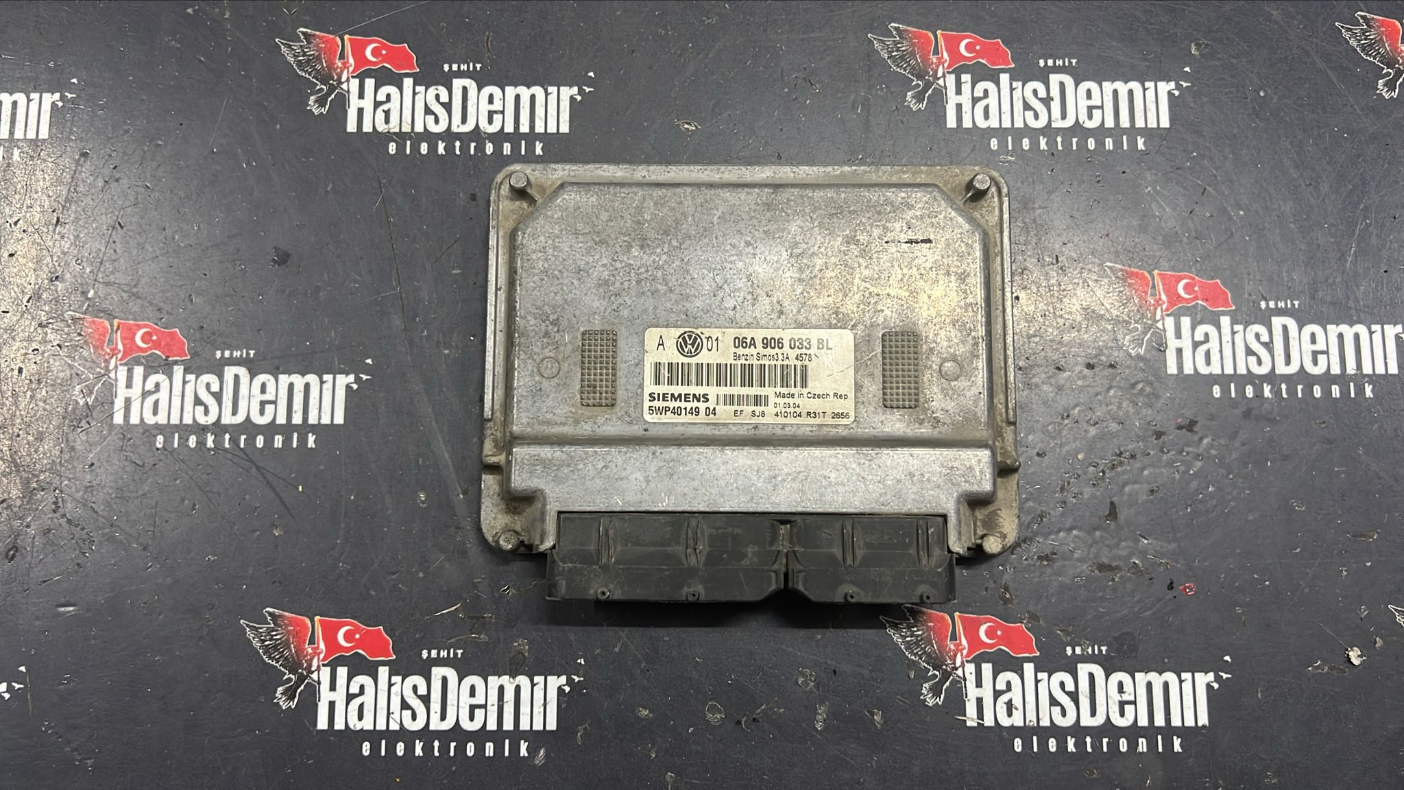 GOLF 4 1.6 OTOMATİK MOTOR BEYNİ 06A906033BL