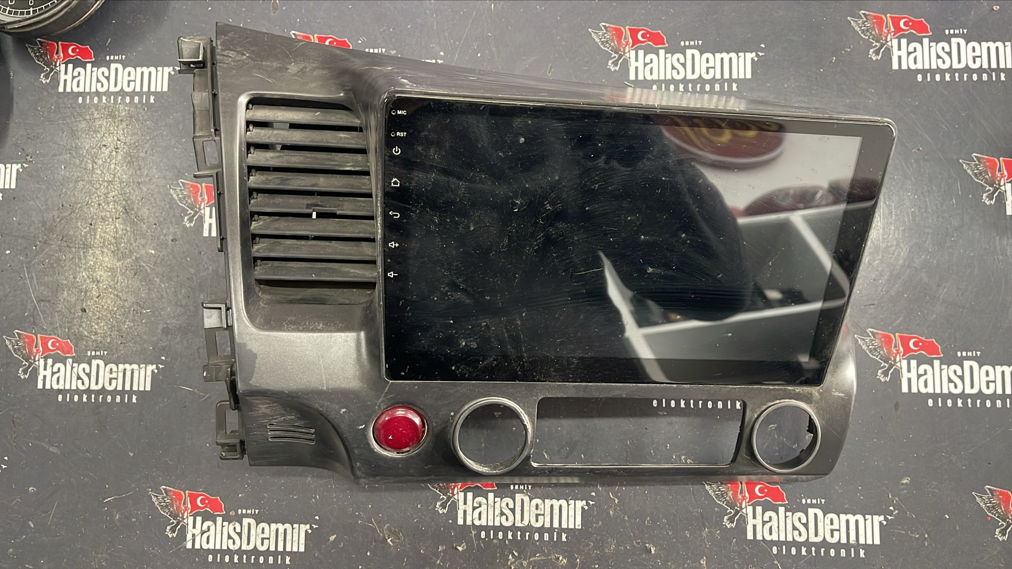 HONDA CİVİC FD6 KALORİFER IZGARASI VE MULTİMEDYA ÇERÇEVESİ