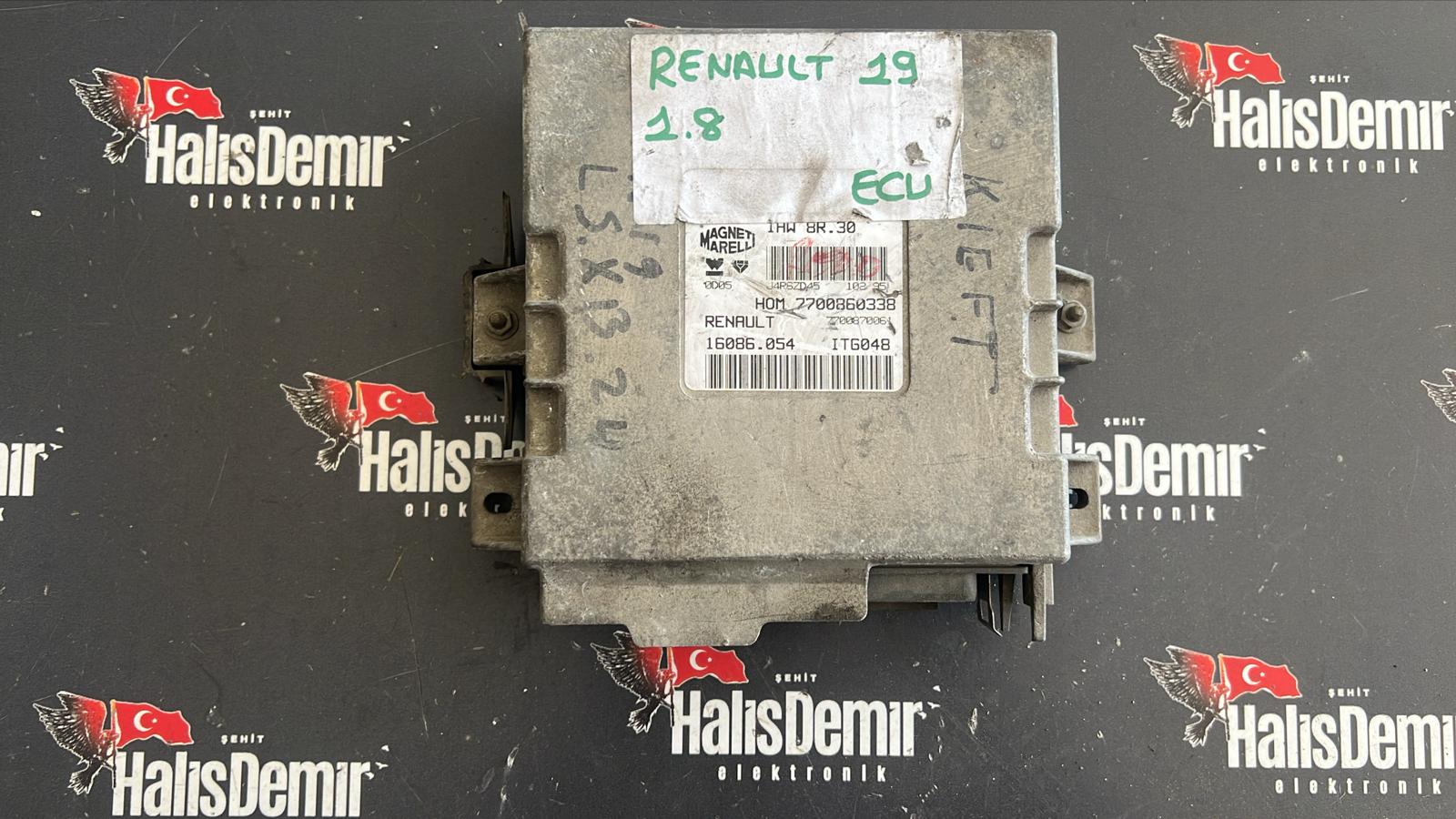 IAW-8R-30 HOM 7700-856-785 RENAULT 19 MOTOR BEYNİ