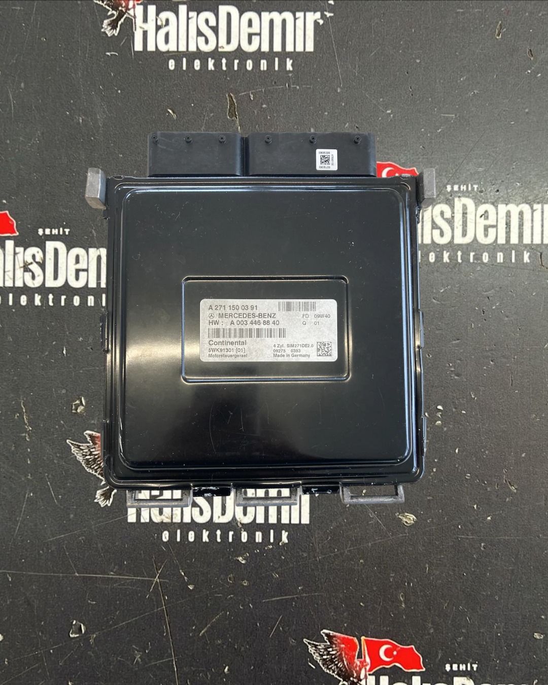 MERCEDES W204 C180 MOTOR BEYNİ A2711500391