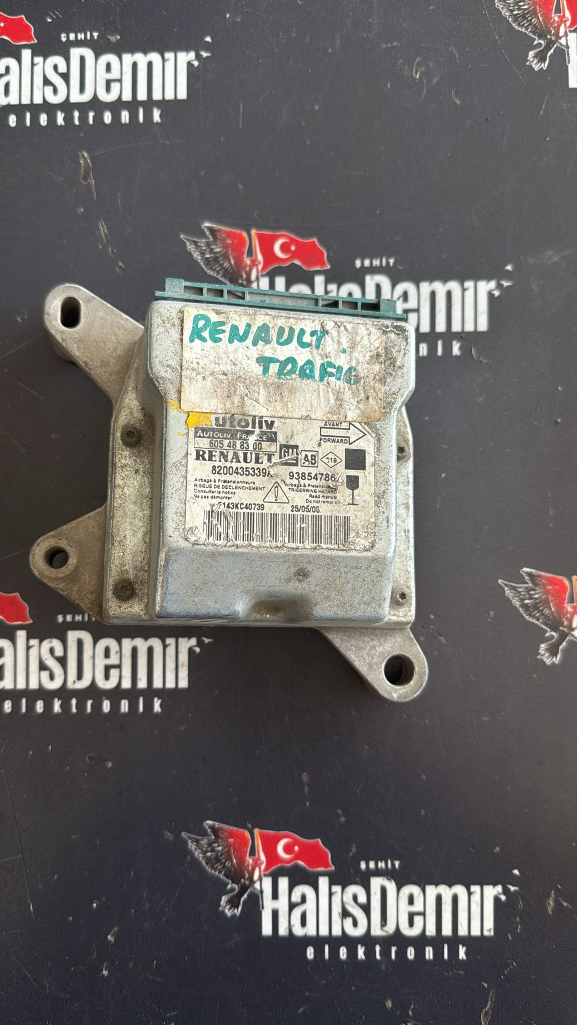 NİSSAN PRİMASTAR RENAULT TRAFİC AIRBAG BEYNİ 8200435339A