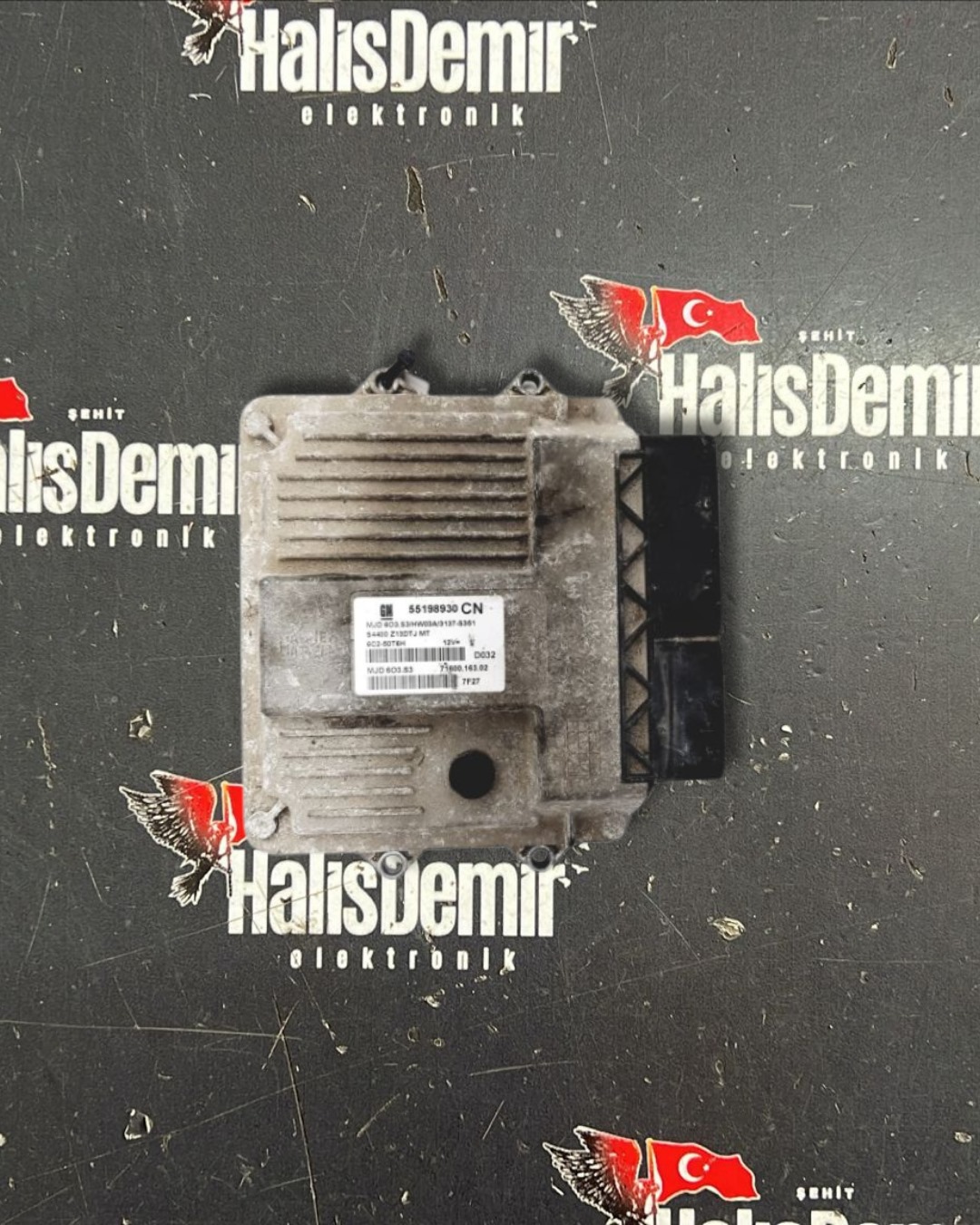 OPEL CORSA 1.3 MOTOR BEYNİ 55198930