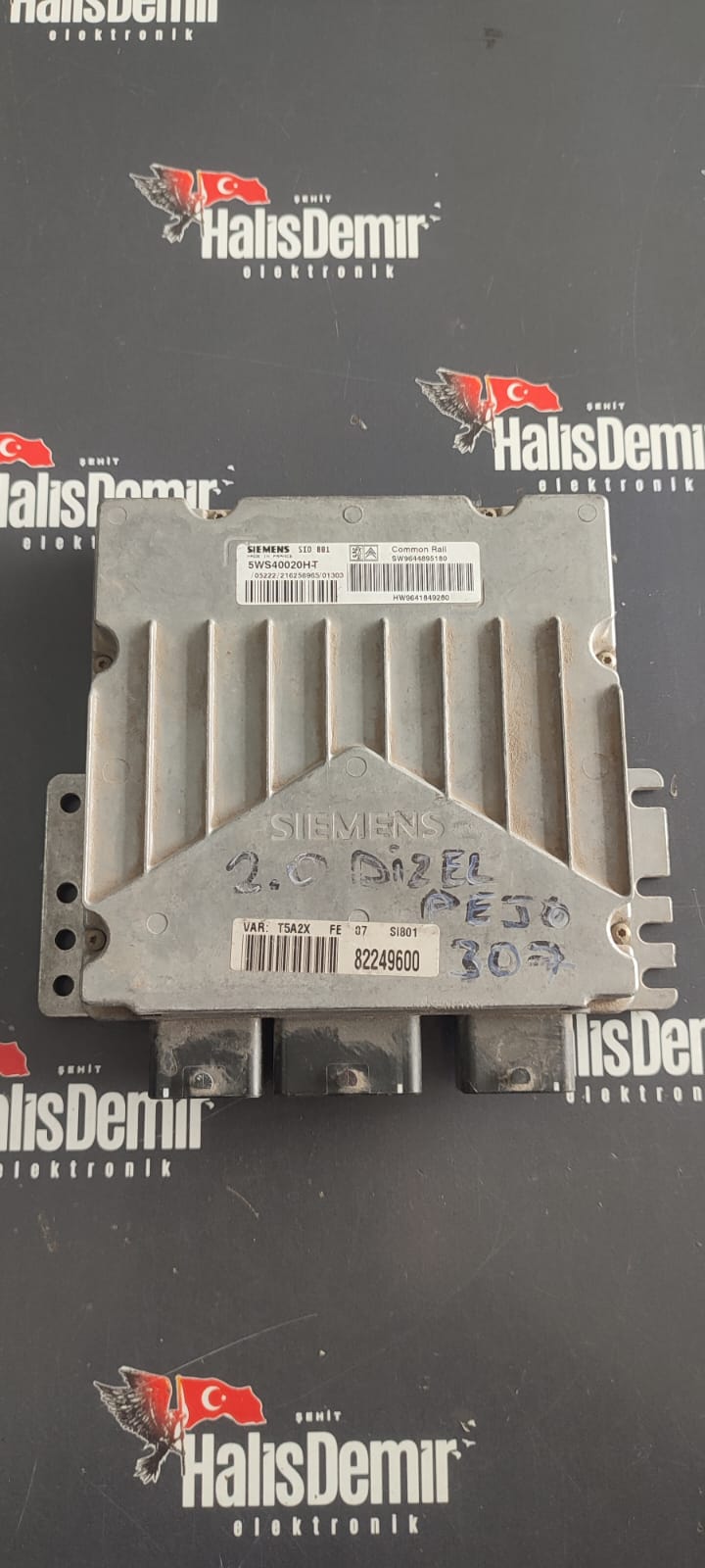 Peugeot 307 2.0 HDI Motor Beyni 5ws40020ht