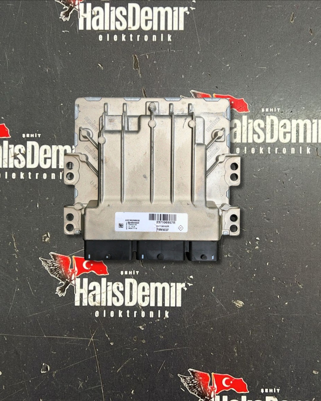 RENAULT CLİO 4 CAPTUR MOTOR BEYNİ 237106957R