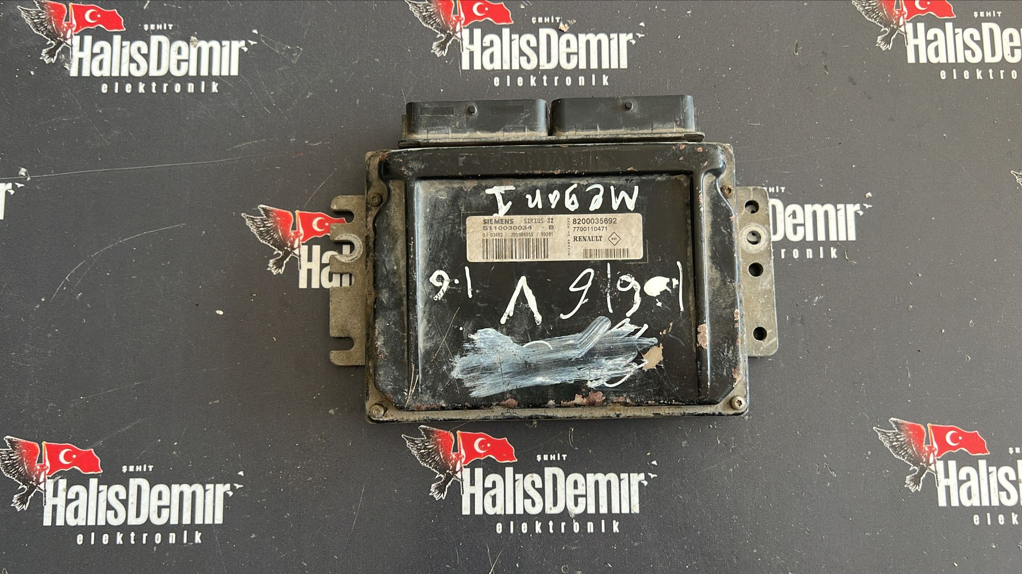 RENAULT MEGANE 1 SIRIUS32 MOTOR BEYNİ 8200035692 7700110471 S1100