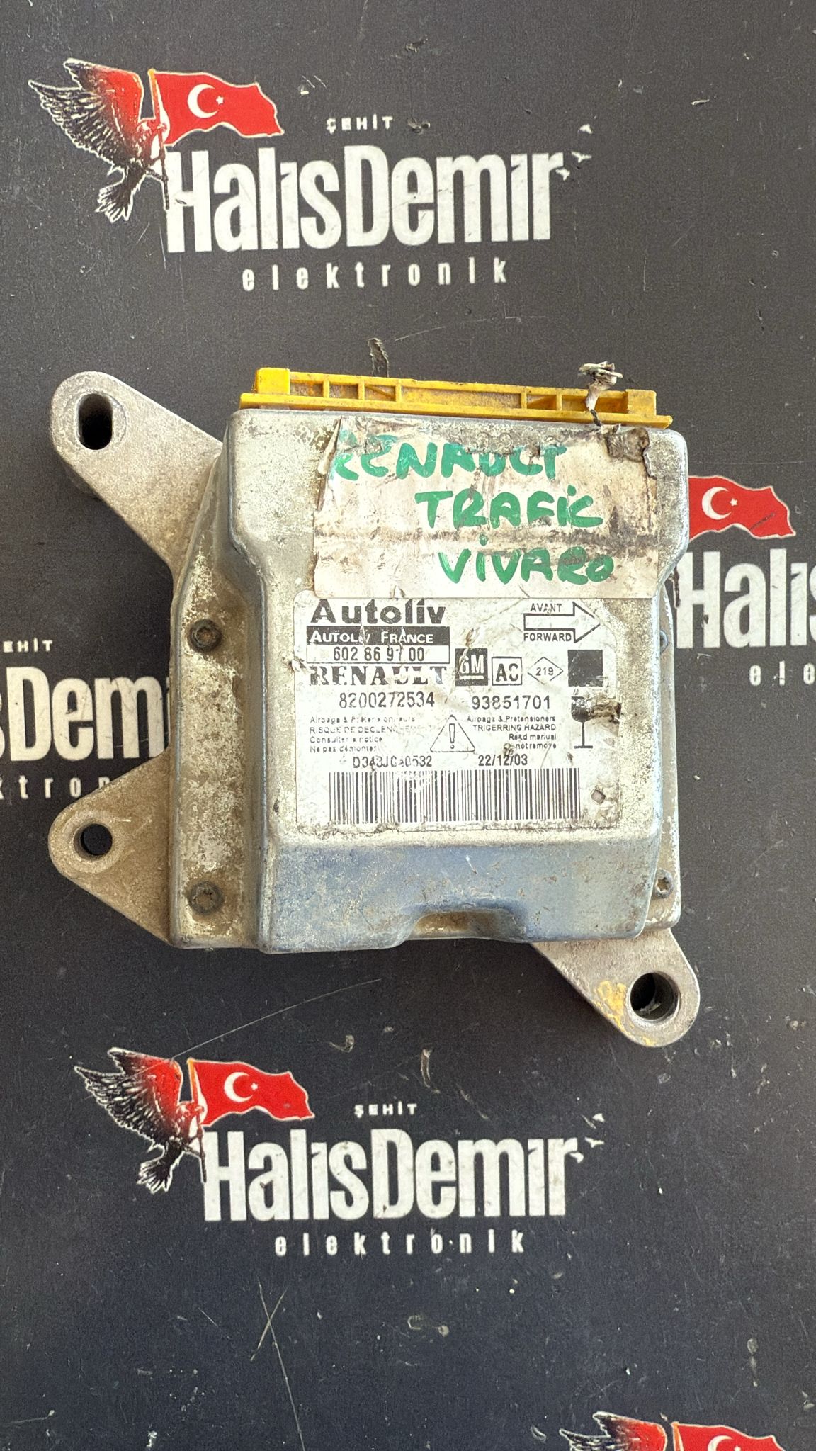 RENAULT TRAFİC OPEL VİVARO AIRBAG BEYNİ 8200272534