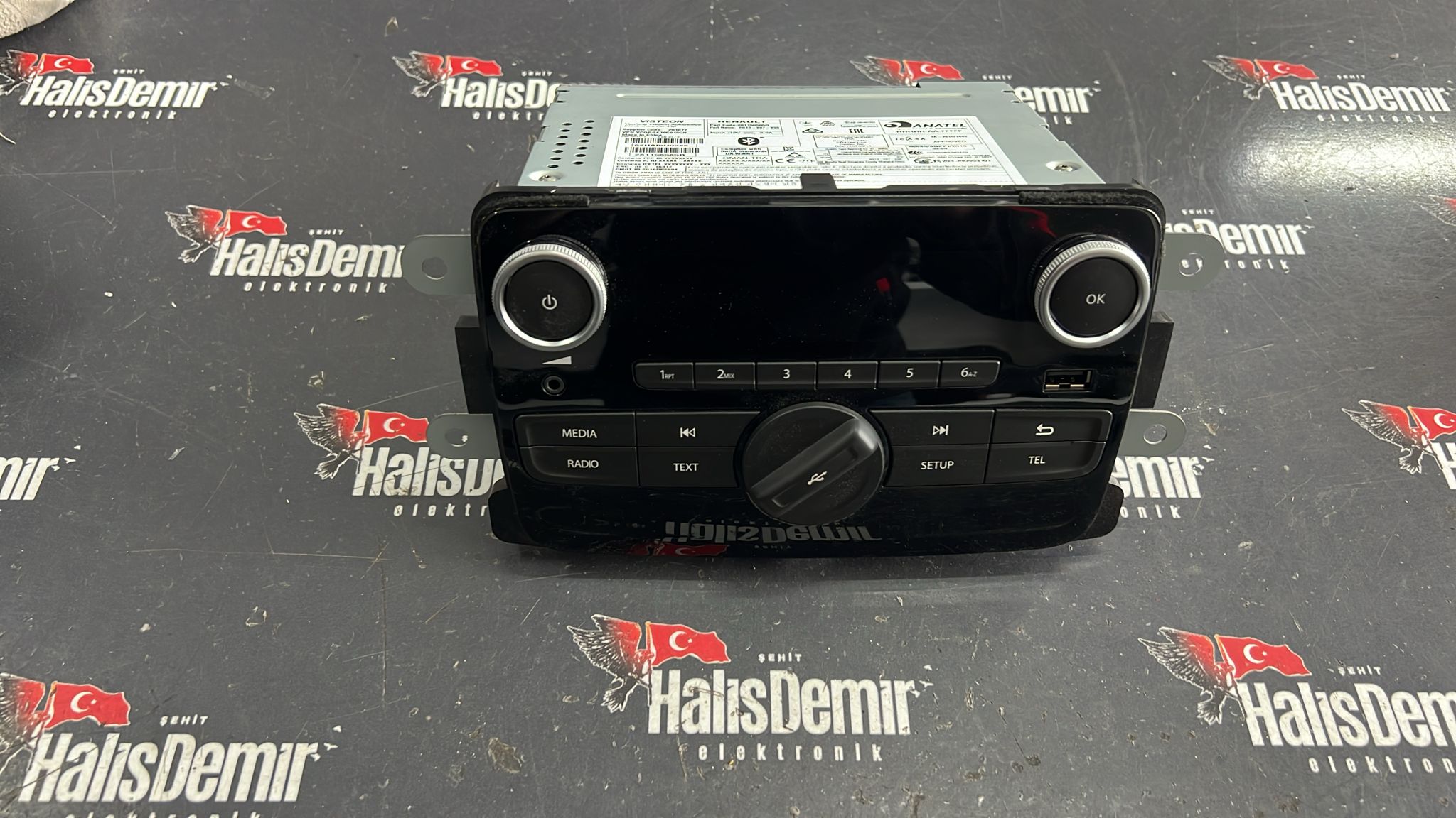 Renault Captur Radyo Teyp Orjinal Sıfır 281156585R 