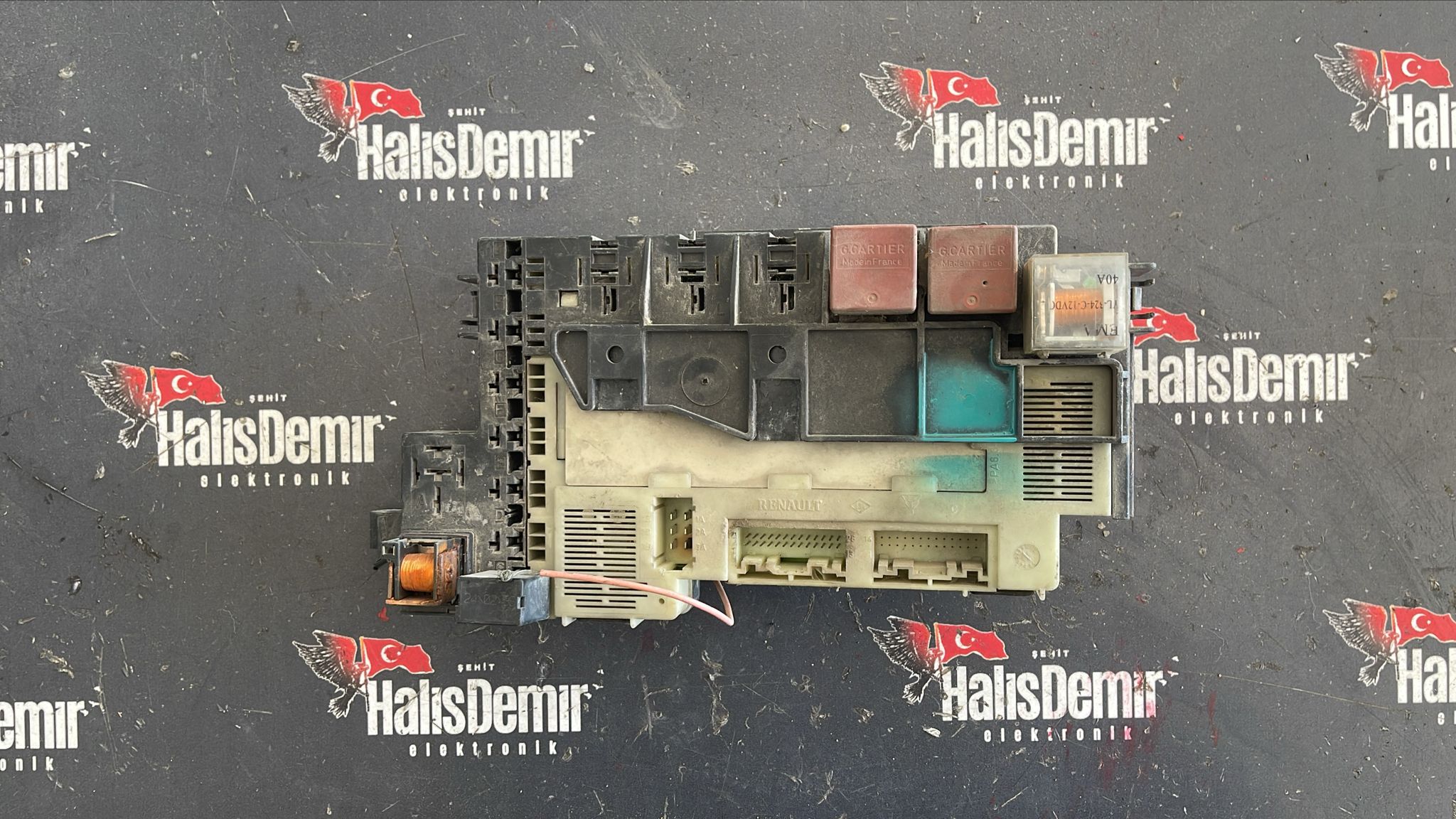 Renault Clio 2 7700115097 7700411319C BMT N2 SİGORTA KUTUSU