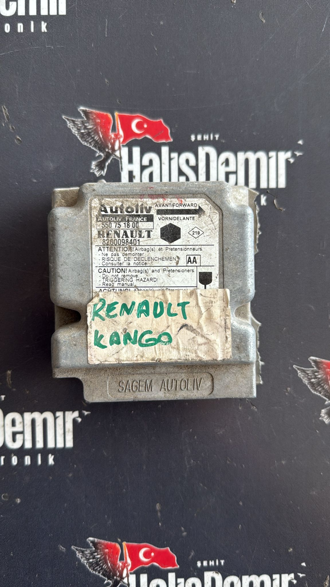 Renault Kangoo Airbag Beyni 8200098401 550751800