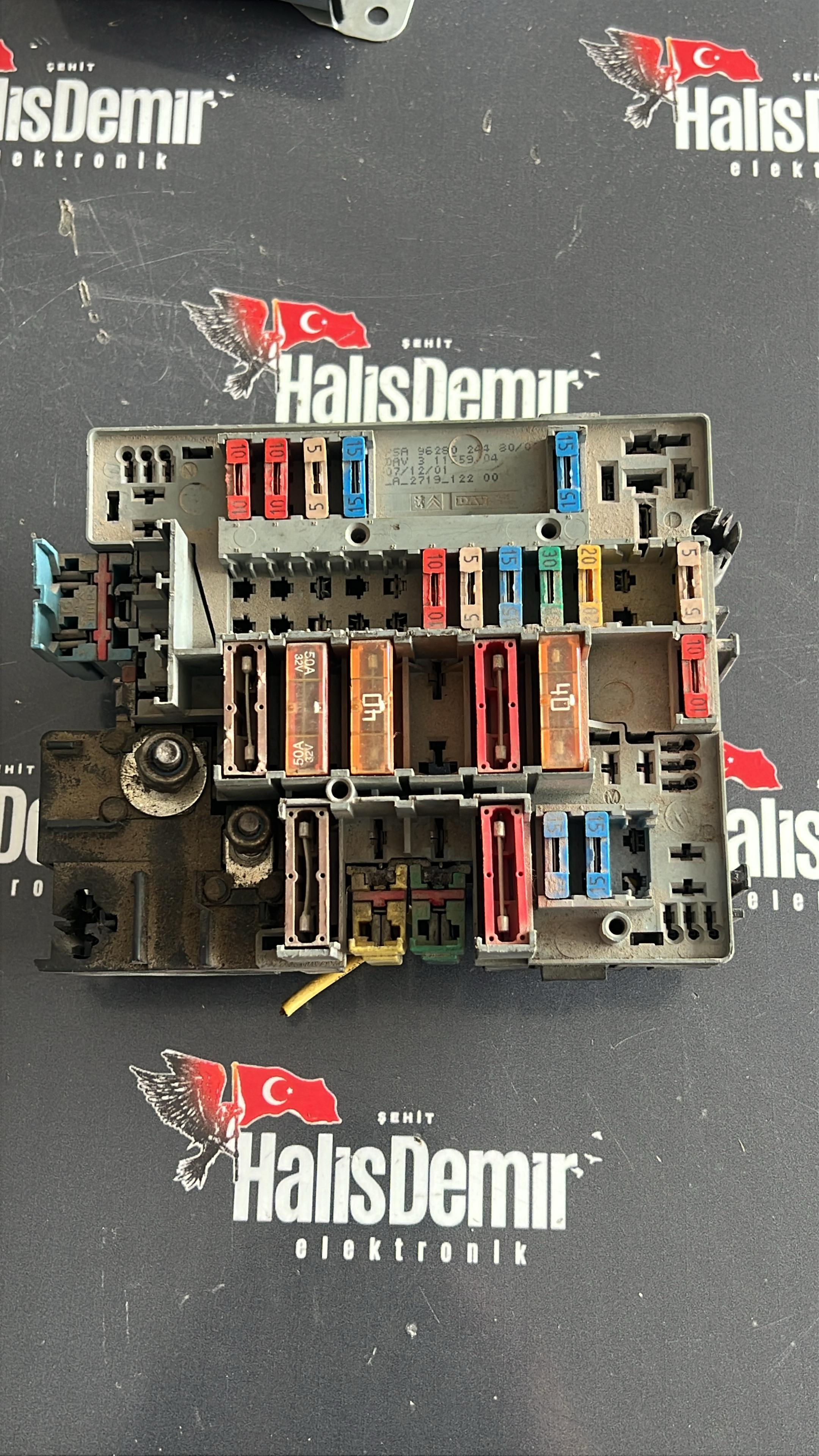 Rölesigorta Kutusu PEUGEOT 206 G-KFW 96280244