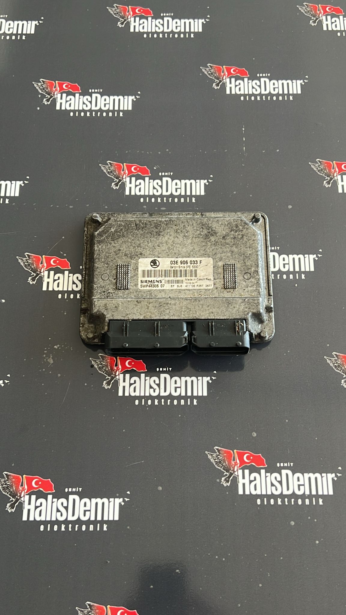 SKODA FABIA MK1 (6Y) MOTOR KONTROL ÜNİTESİ/MODÜL 03E906033F 5WP44306 07