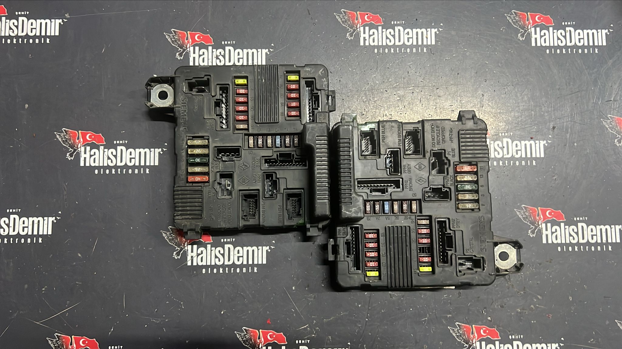 Sigorta Kutusu Megane2 Scenic 2 Çıkma 8200306032