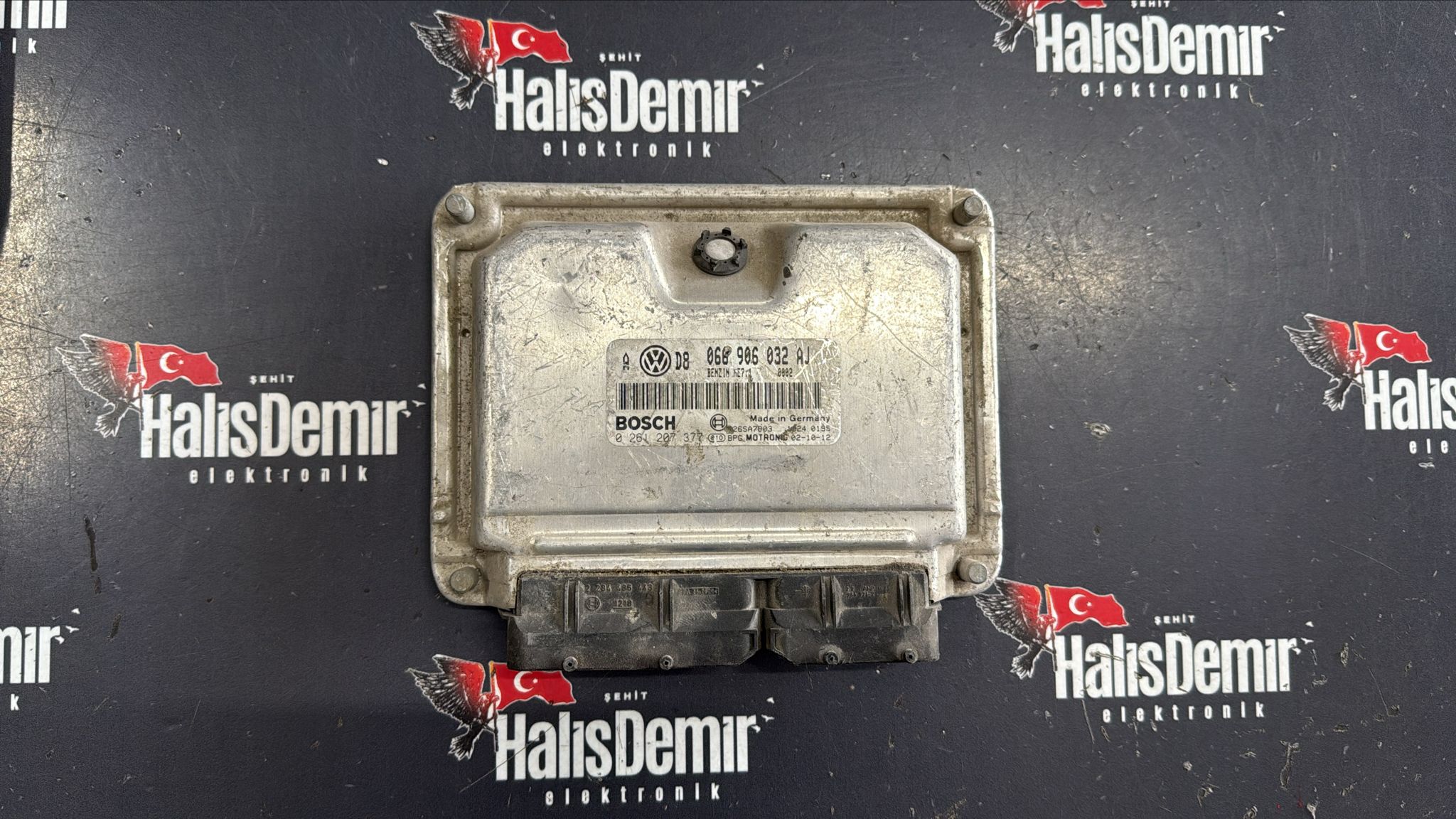 VOLKSWAGEN BORA MOTOR BEYNİ 066906032AJ