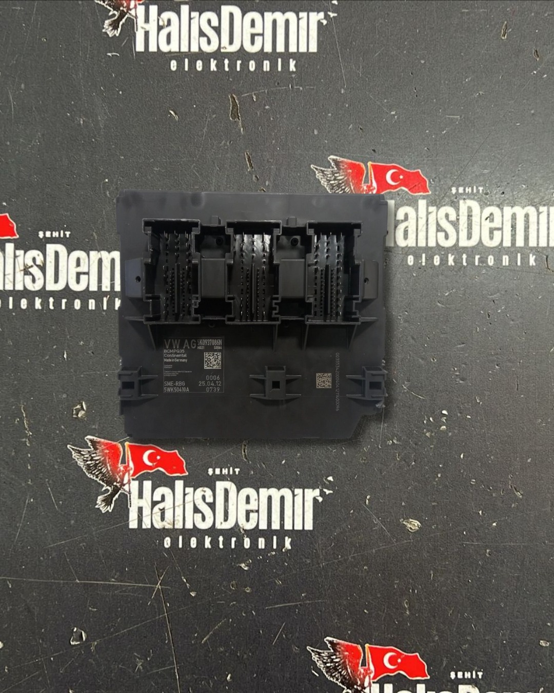 VOLKSWAGEN JETTA SEAT LEON BCM KONFOR BEYNİ 5K0937086N