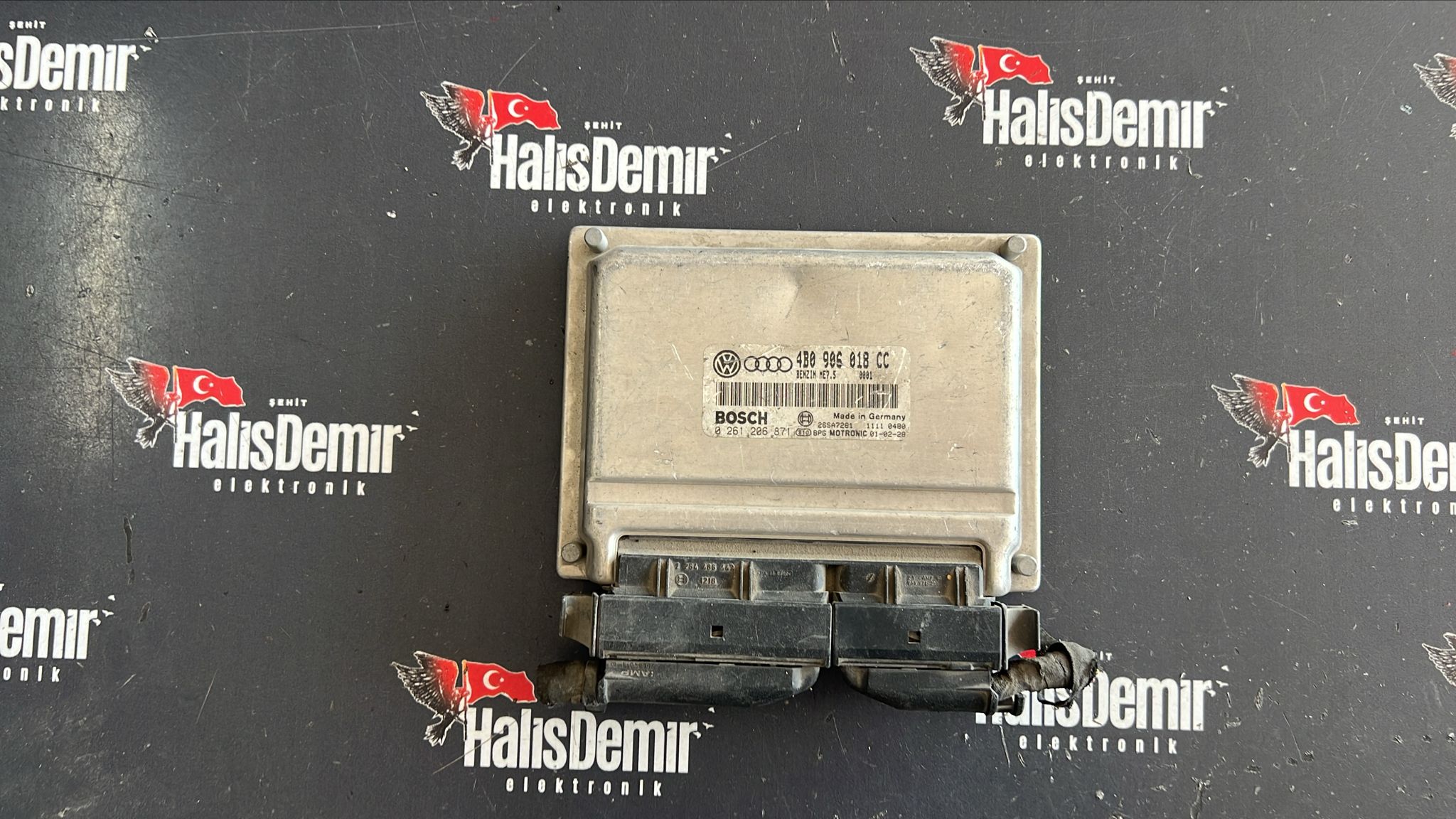 VOLKSWAGEN PASSAT 1.8T MOTOR BEYNİ 4B0906018CC