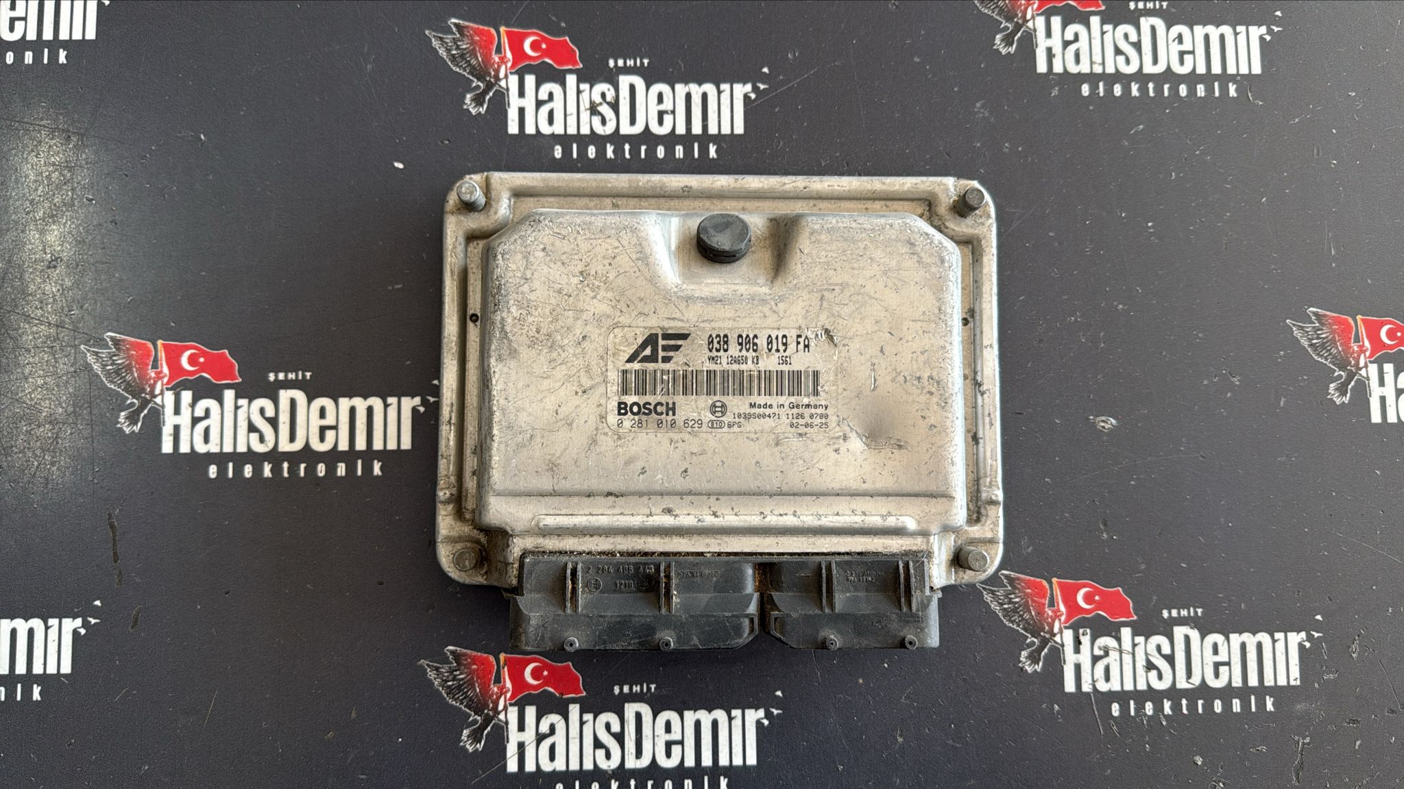 VOLKSWAGEN PASSAT 1.9 TDI MOTOR BEYNİ 038906019FA