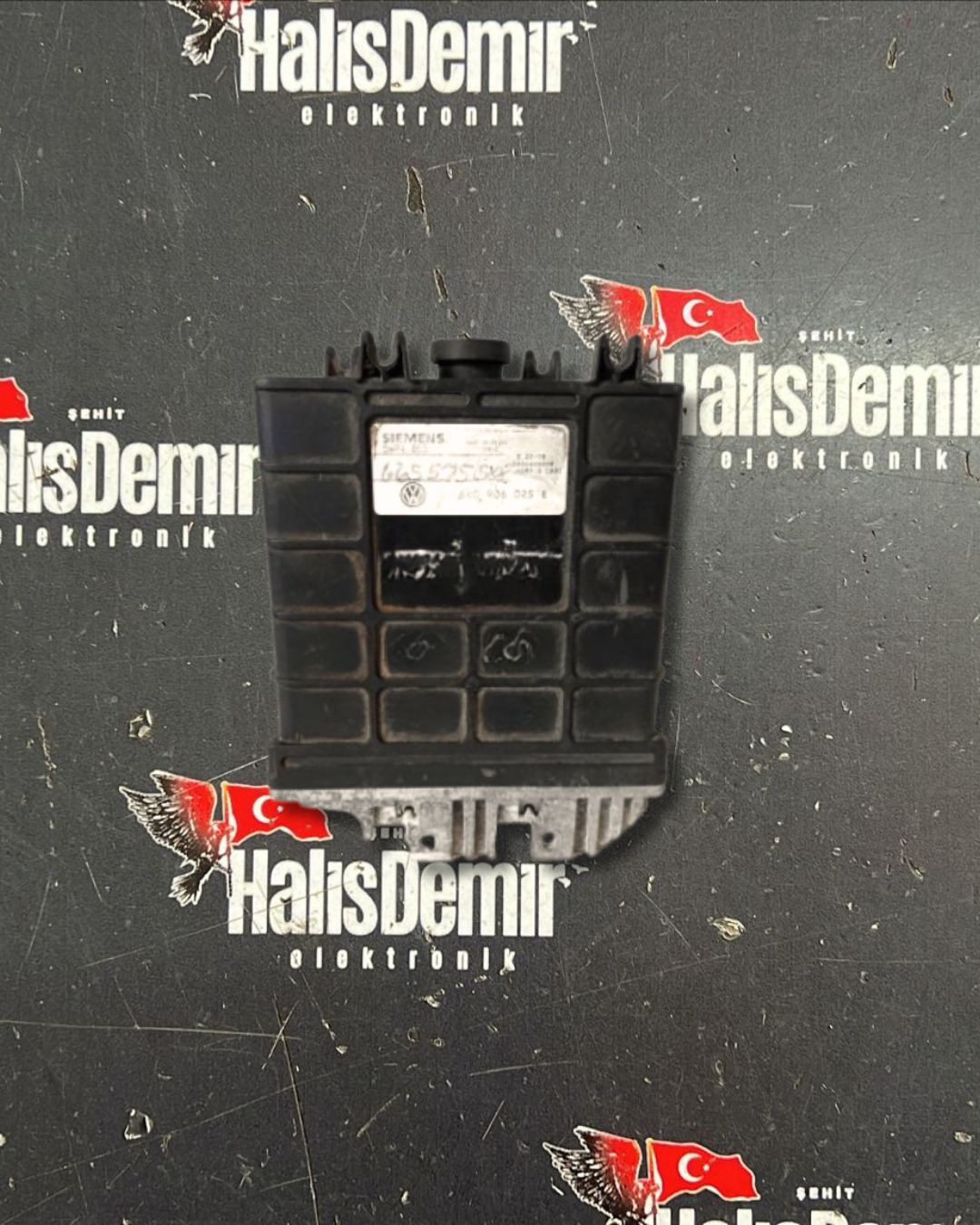 VOLKSWAGEN POLO CLASİC 1.6 MOTOR BEYNİ 6K0906025E