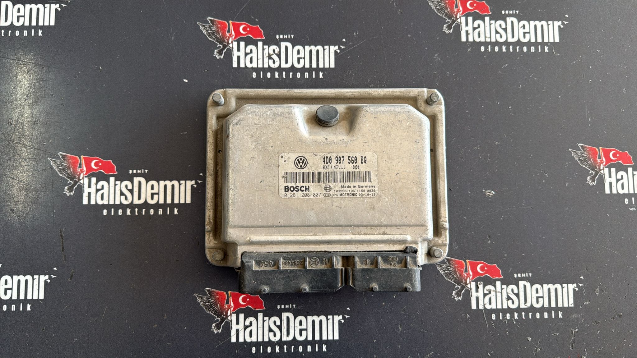 VOLKSWAGEN TOUAREG 4.2 MOTOR BEYNİ 4D0907560BQ